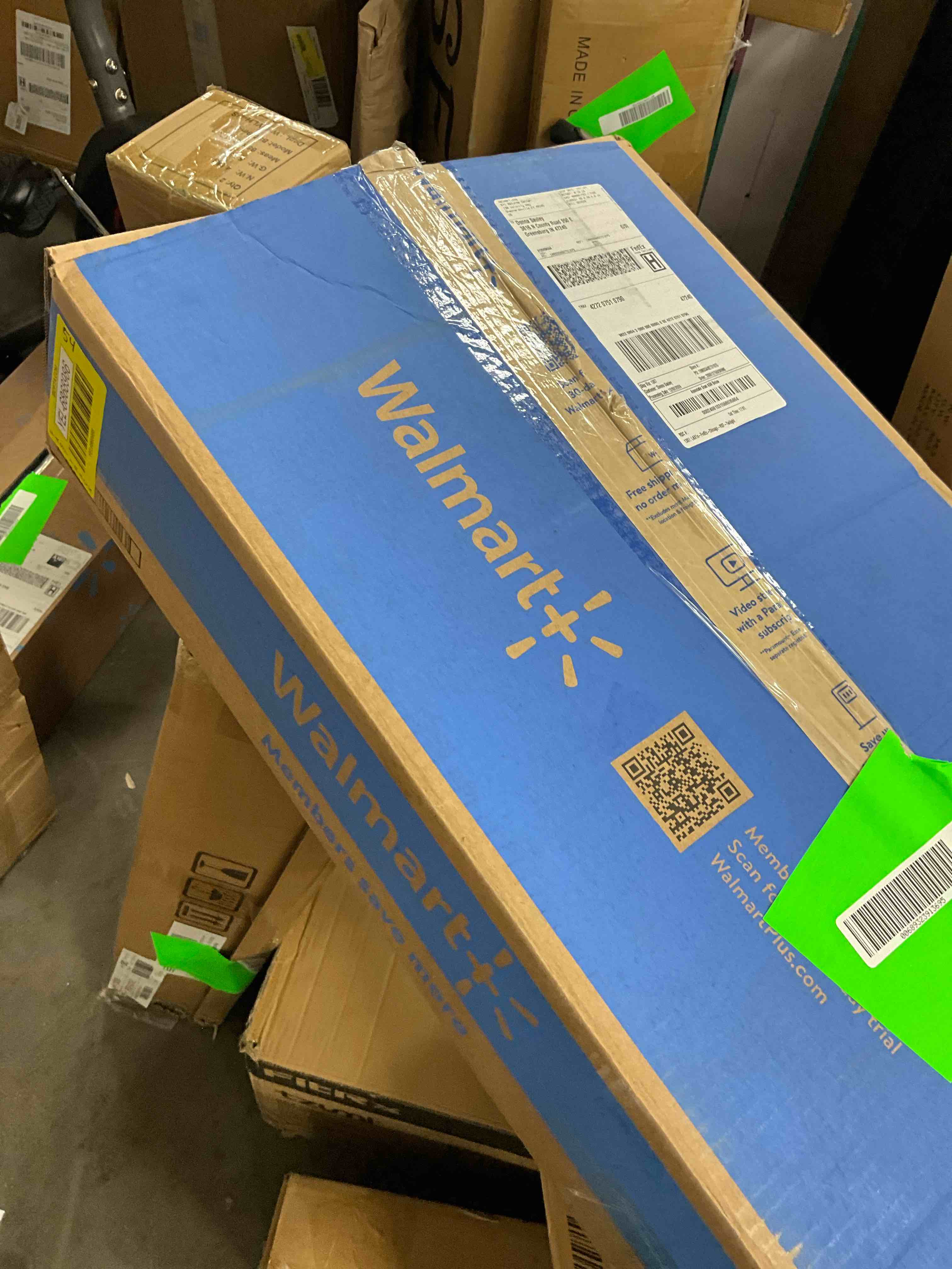 https://s3.amazonaws.com/lotting-images-prod/bidfta/YEL6868986_1738606375823.jpeg