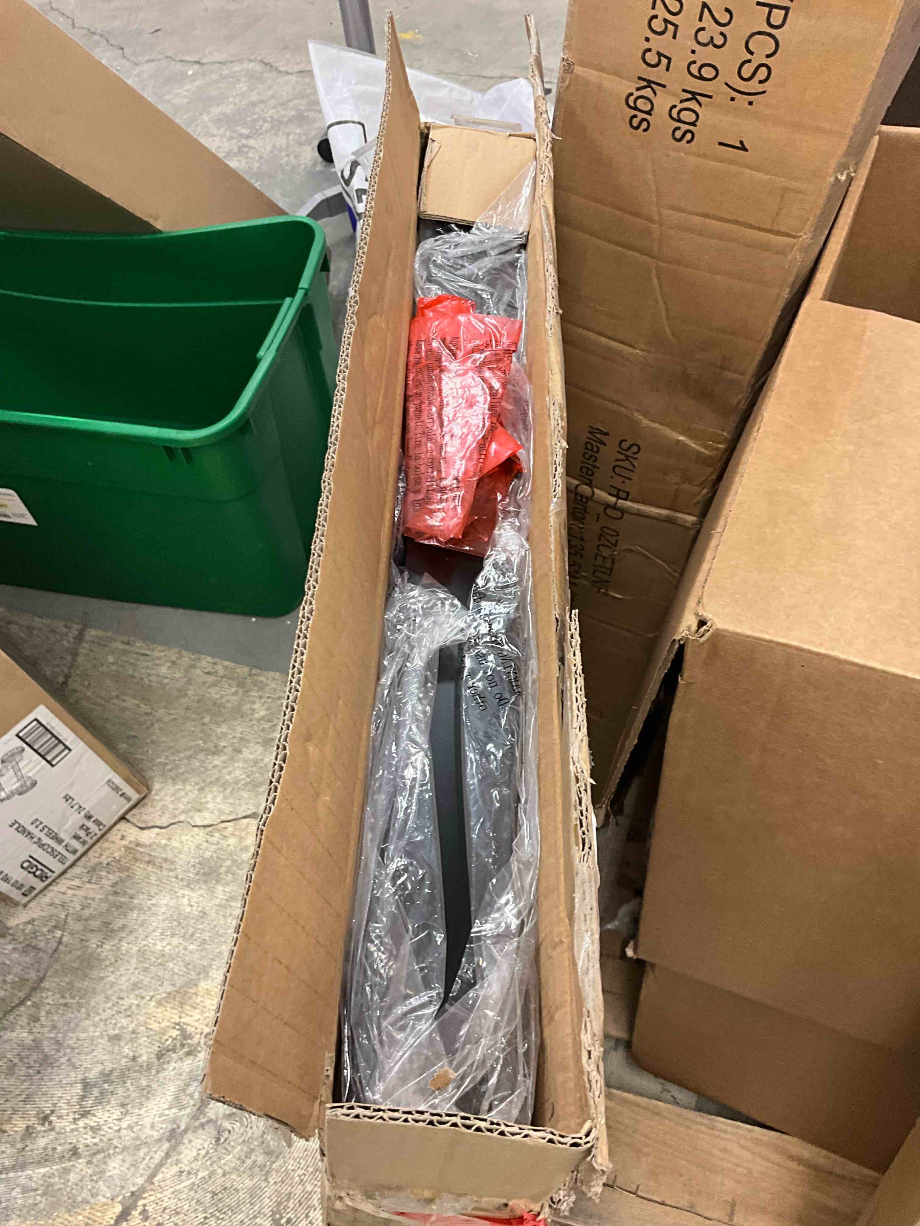 https://s3.amazonaws.com/lotting-images-prod/bidfta/YEL6869015_1738700233231.jpeg