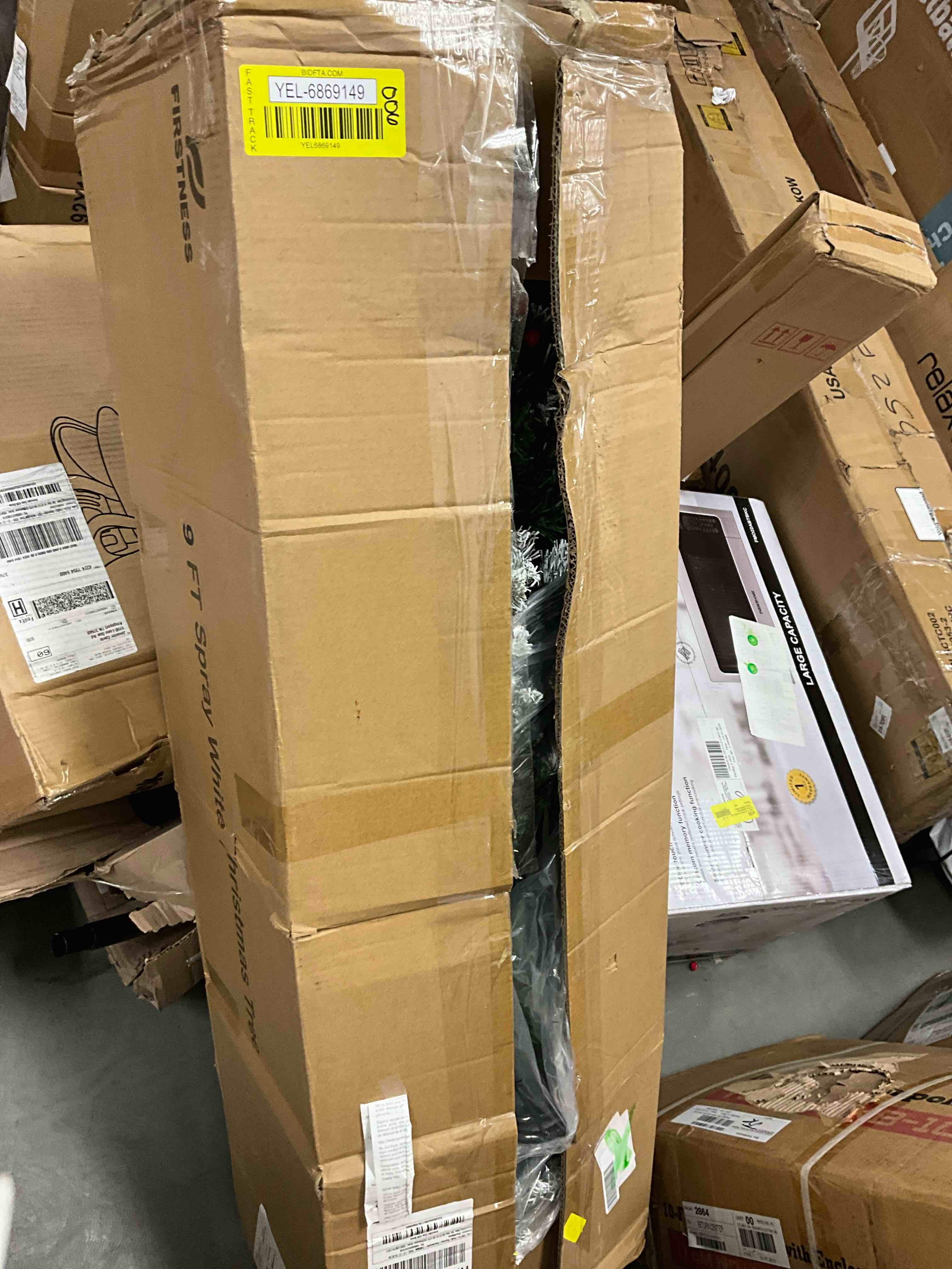 https://s3.amazonaws.com/lotting-images-prod/bidfta/YEL6869149_1739638017621.jpeg