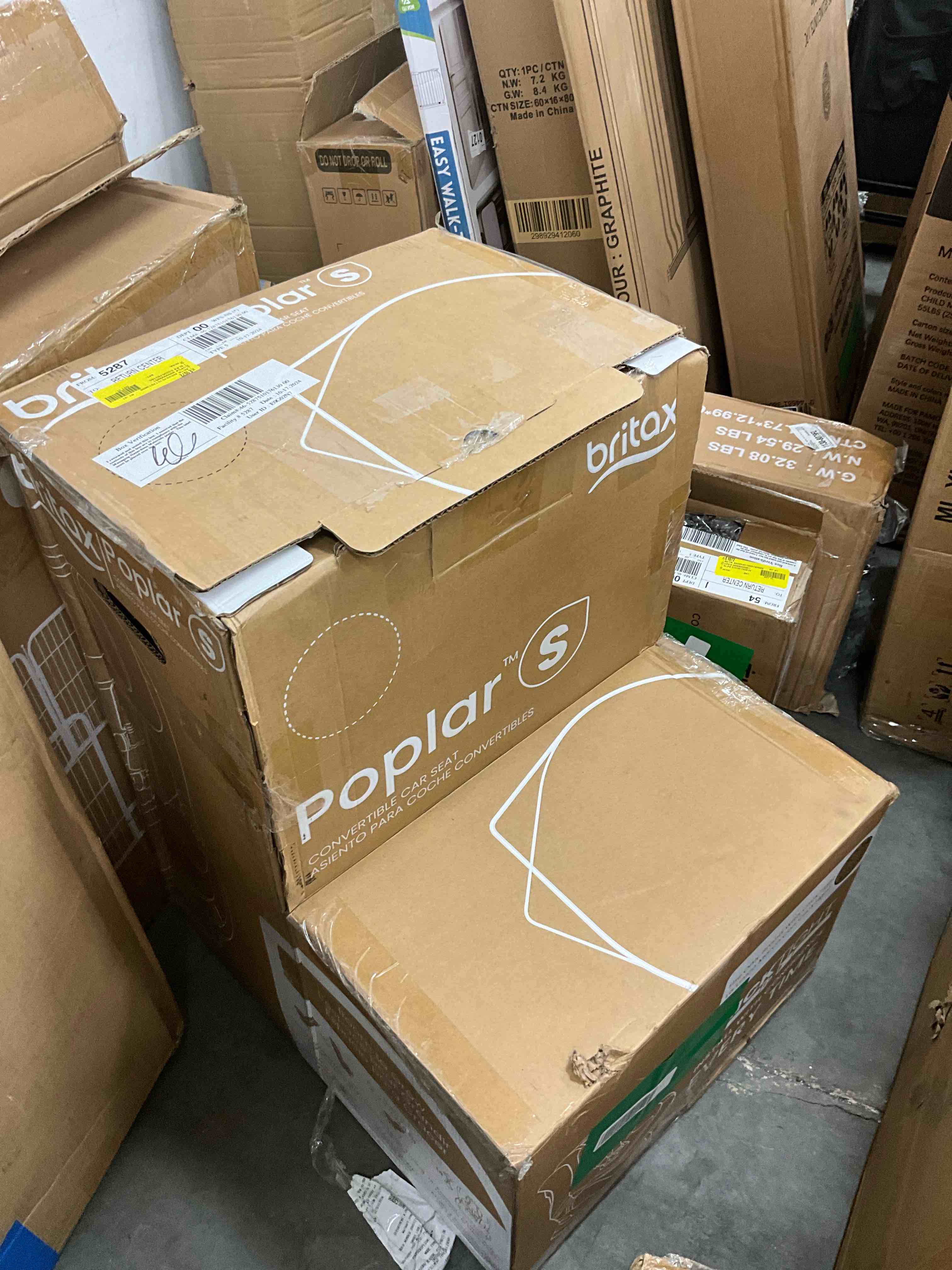 https://s3.amazonaws.com/lotting-images-prod/bidfta/YEL6871028_1730732264997.jpeg