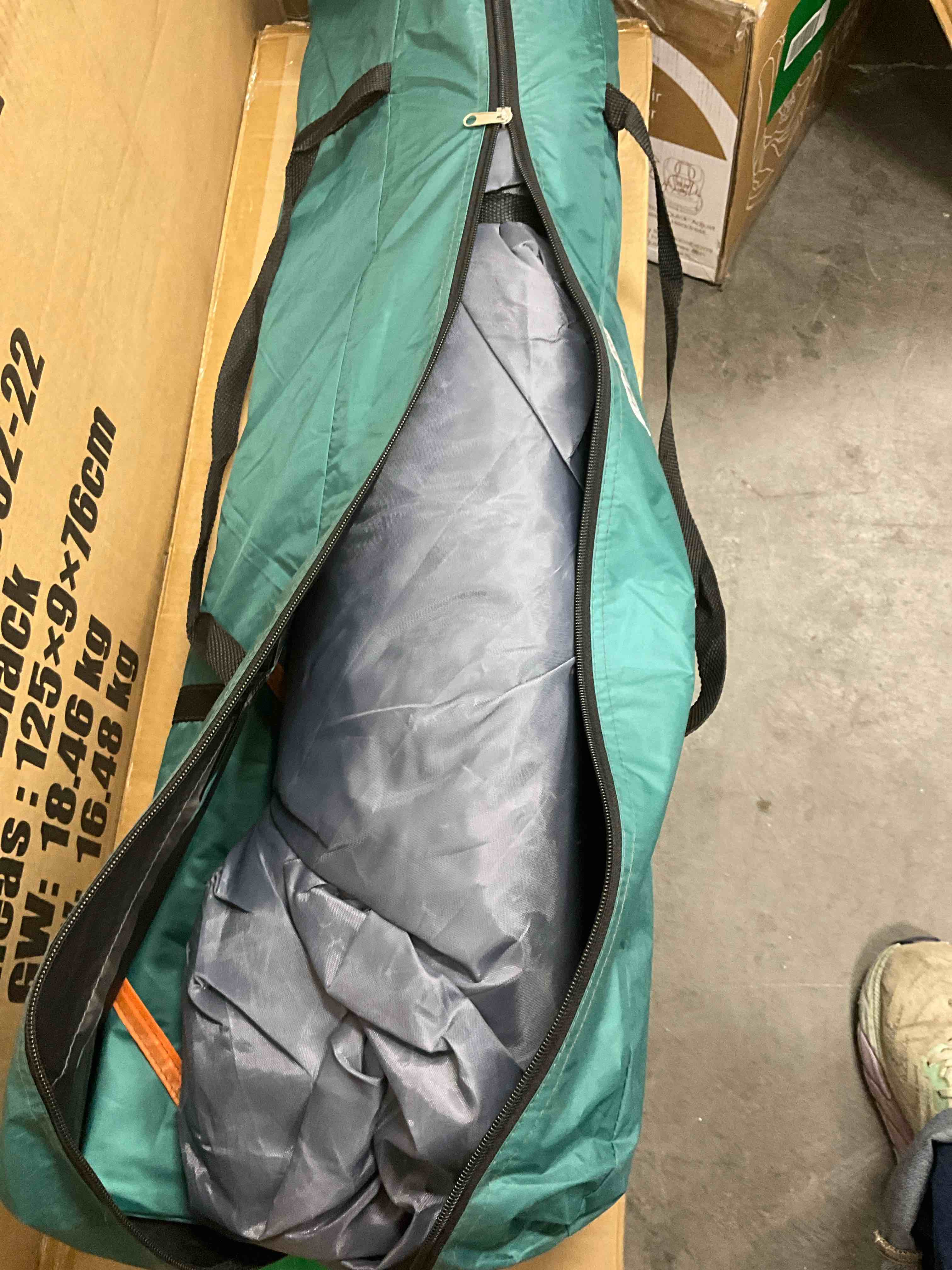 https://s3.amazonaws.com/lotting-images-prod/bidfta/YEL6871032_1730733371952.jpeg