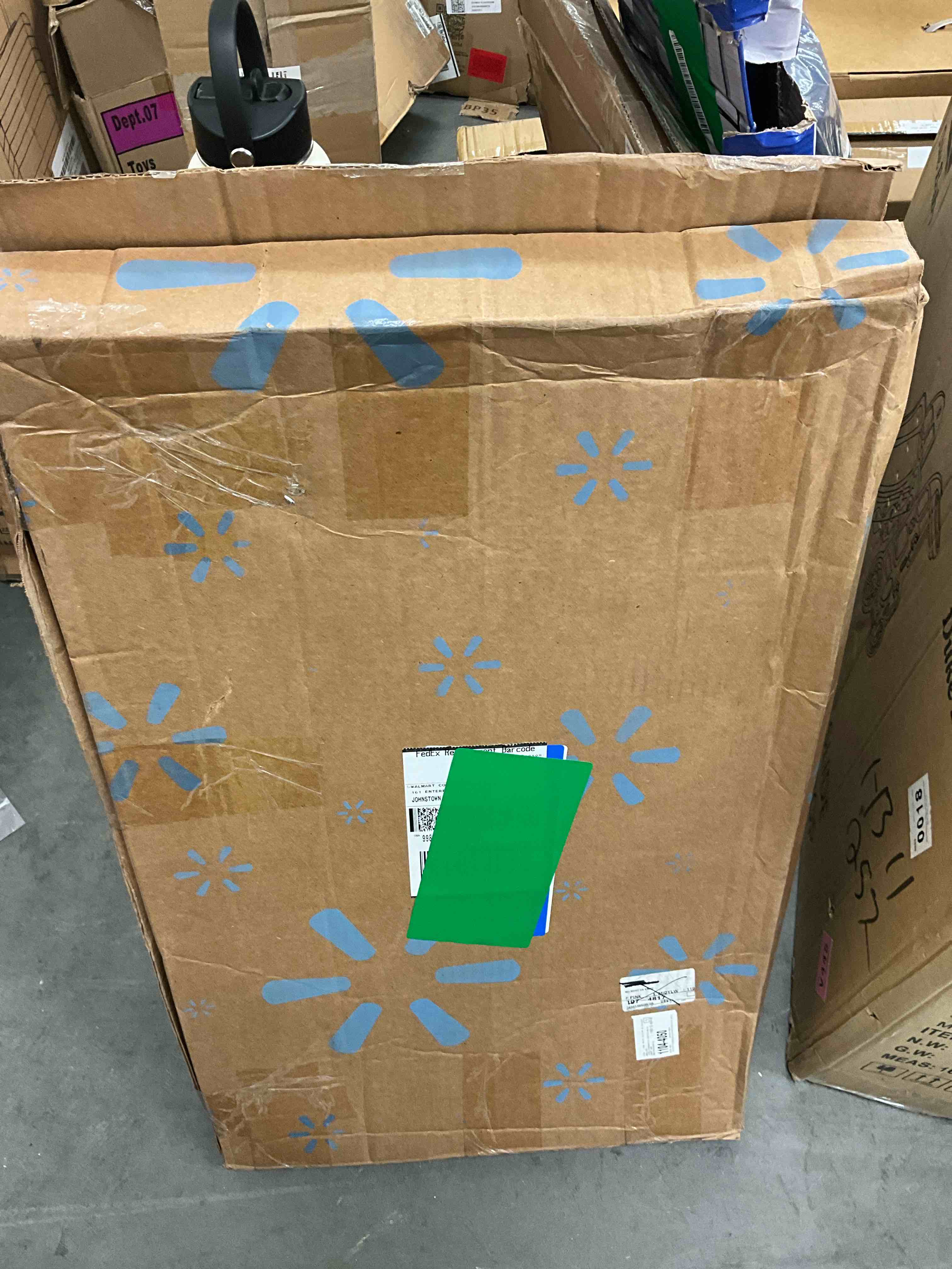 https://s3.amazonaws.com/lotting-images-prod/bidfta/YEL6871801_1730733990327.jpeg