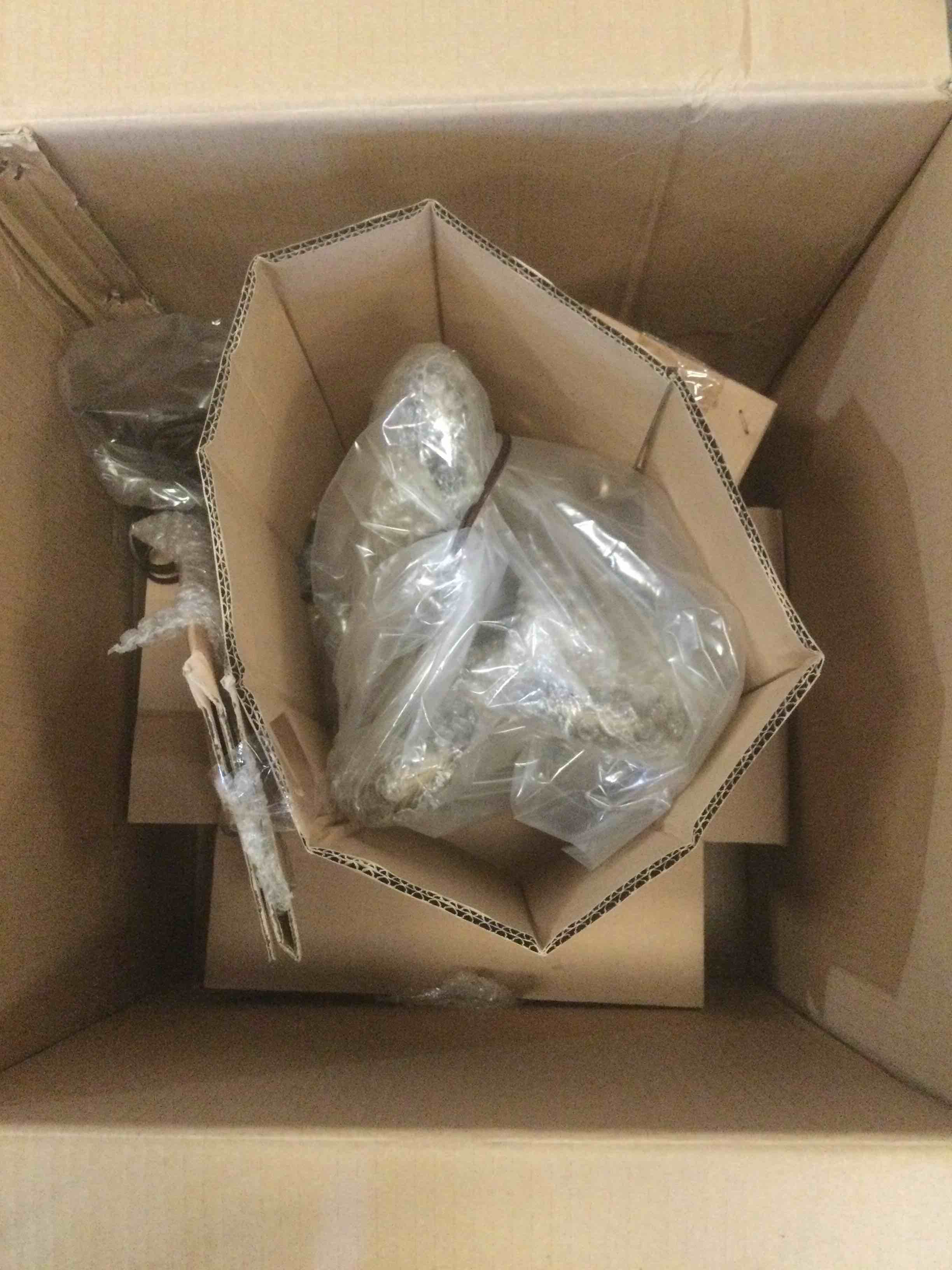 https://s3.amazonaws.com/lotting-images-prod/bidfta/_1623871163852.jpeg