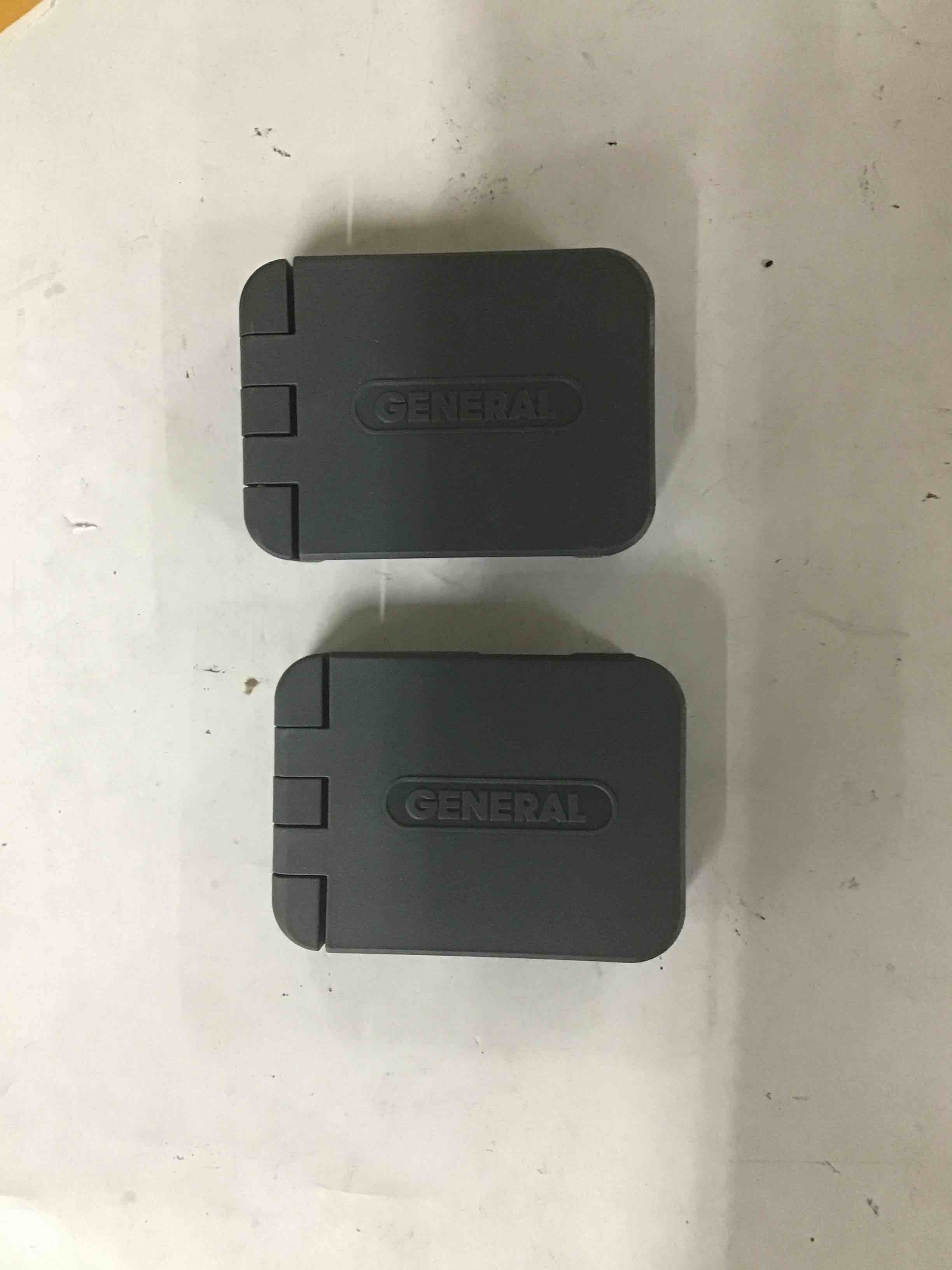 General Tools 3-in-1 Car Emergency Escape Tool #7904- Clips to the Seatbelt for Quick Access in an Emergency - Window Glass Breaker, Safety Hammer, Seatbelt Cutter, LED Light, 2 Pack, Grey