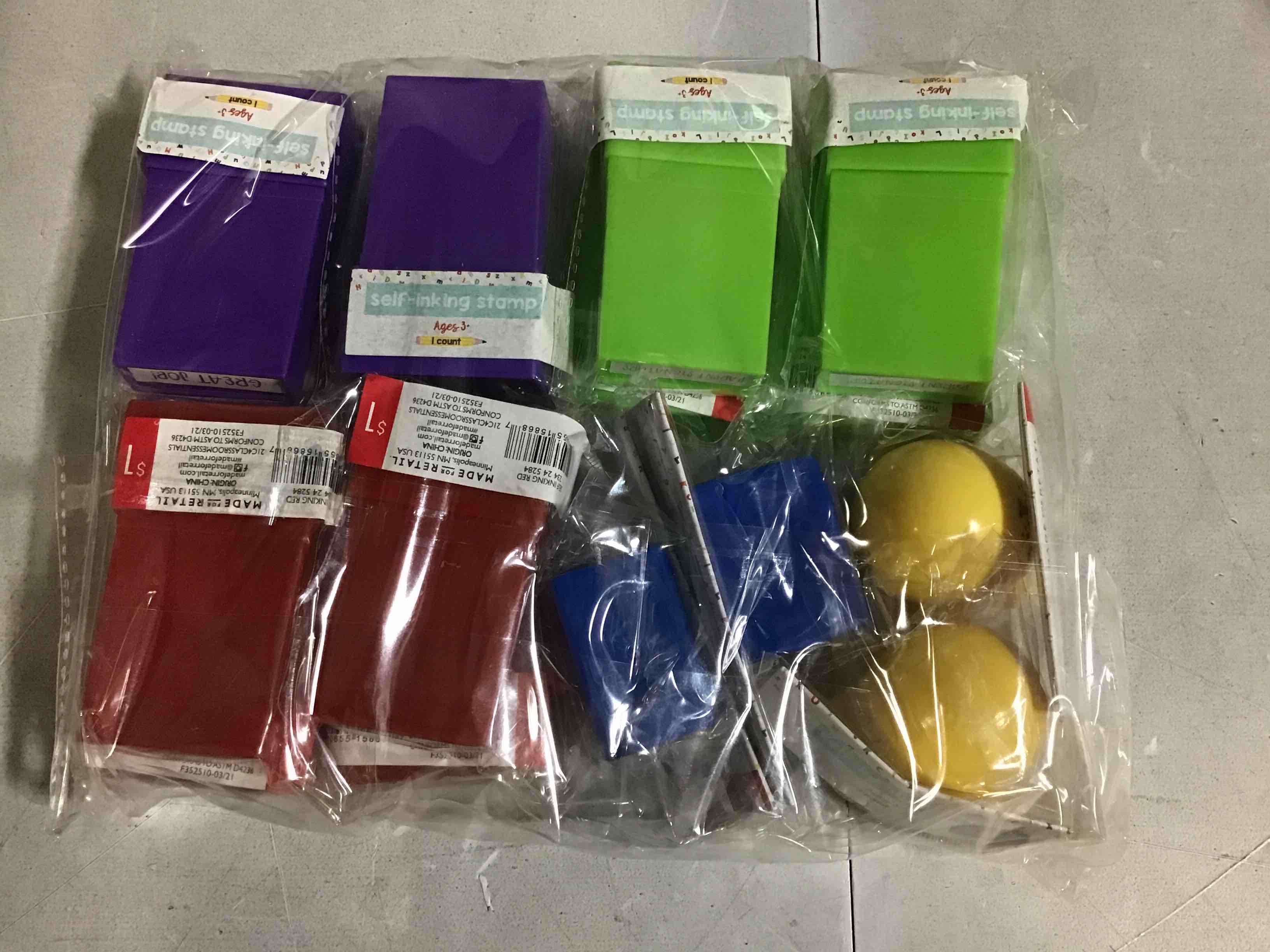 https://s3.amazonaws.com/lotting-images-prod/bidfta/_1680261585965.jpeg