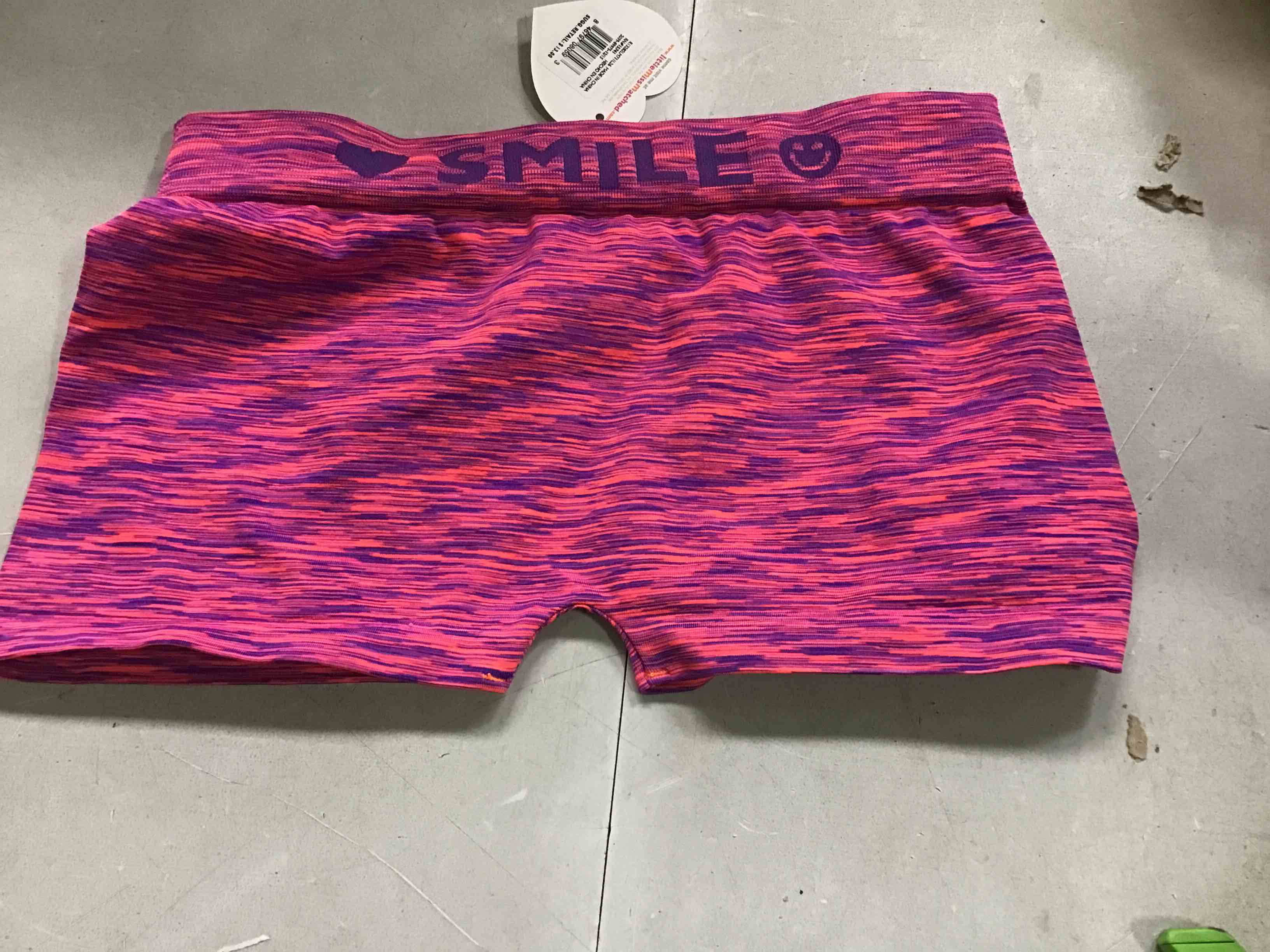 https://s3.amazonaws.com/lotting-images-prod/bidfta/_1680539502743.jpeg