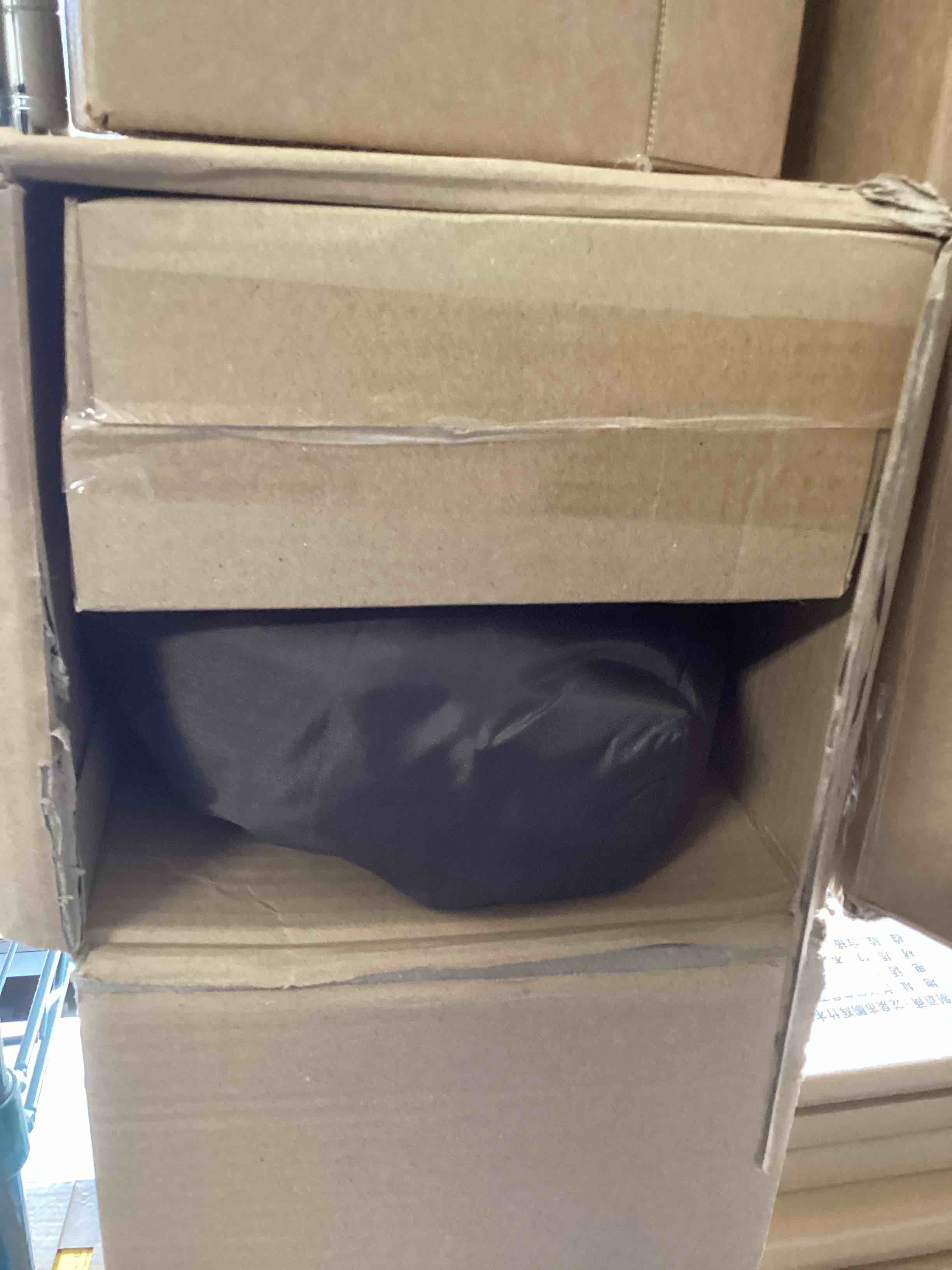 https://s3.amazonaws.com/lotting-images-prod/bidfta/_1681418667678.jpeg