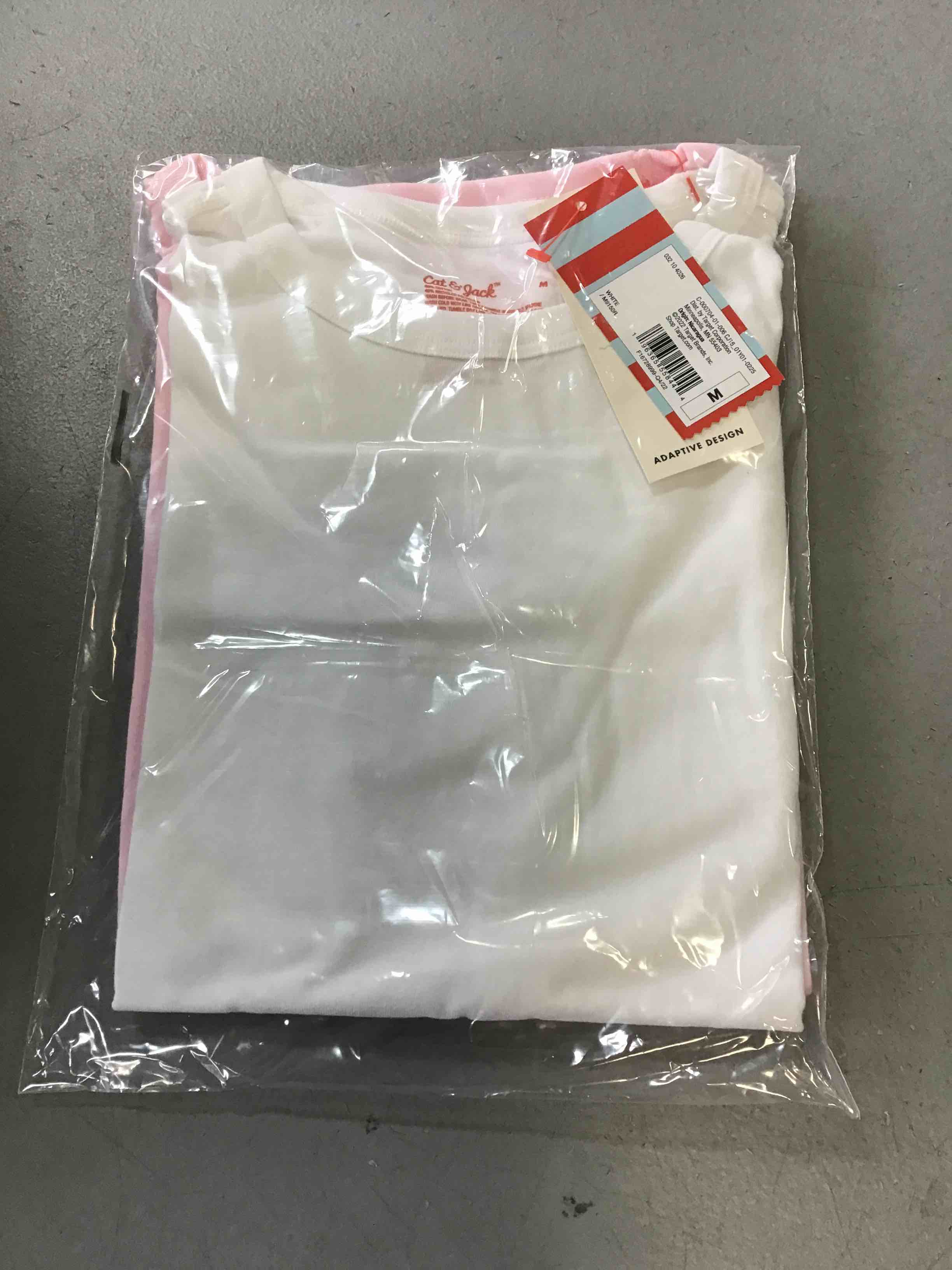 https://s3.amazonaws.com/lotting-images-prod/bidfta/_1682089043281.jpeg