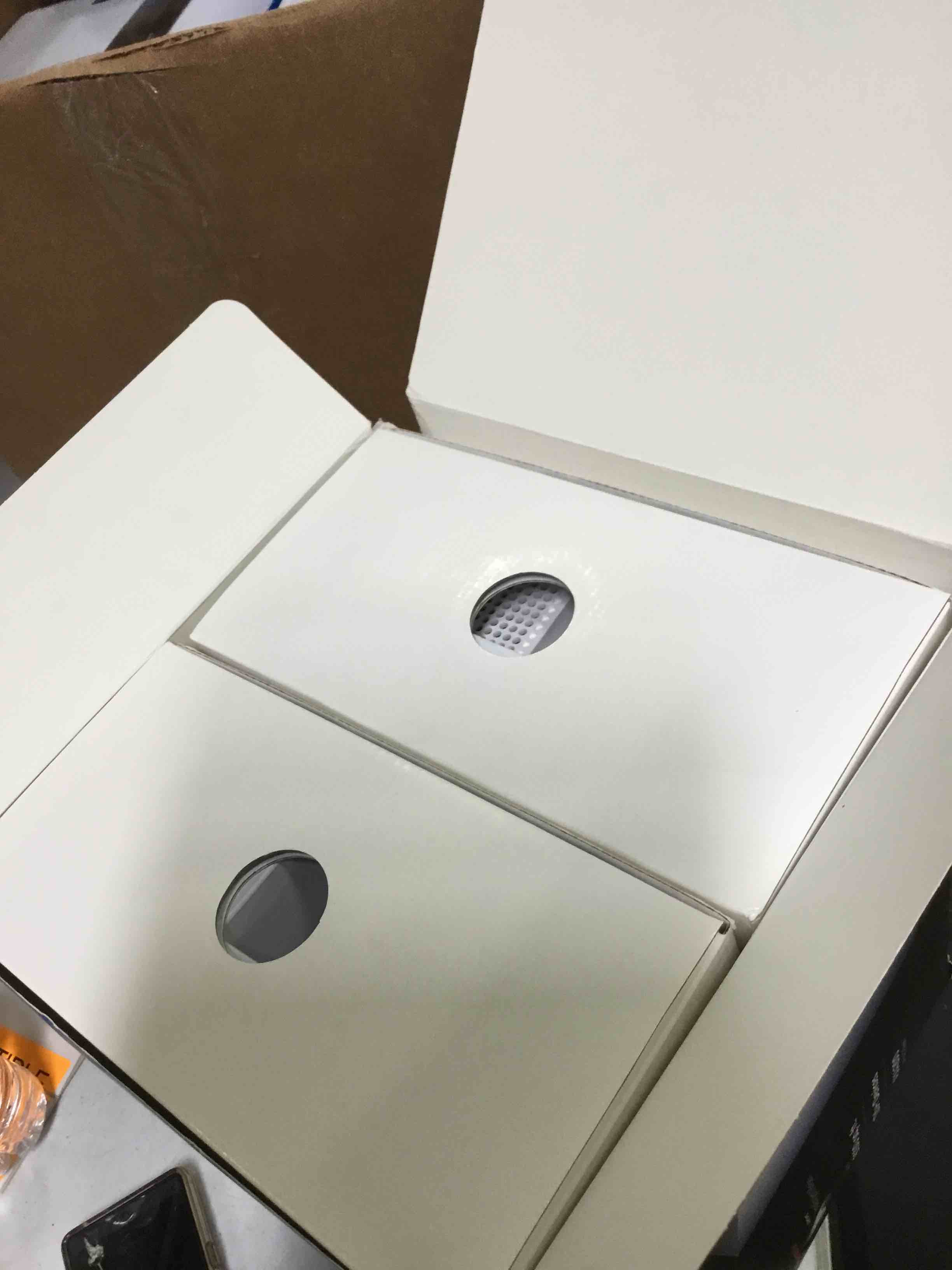 https://s3.amazonaws.com/lotting-images-prod/bidfta/_1682525509625.jpeg