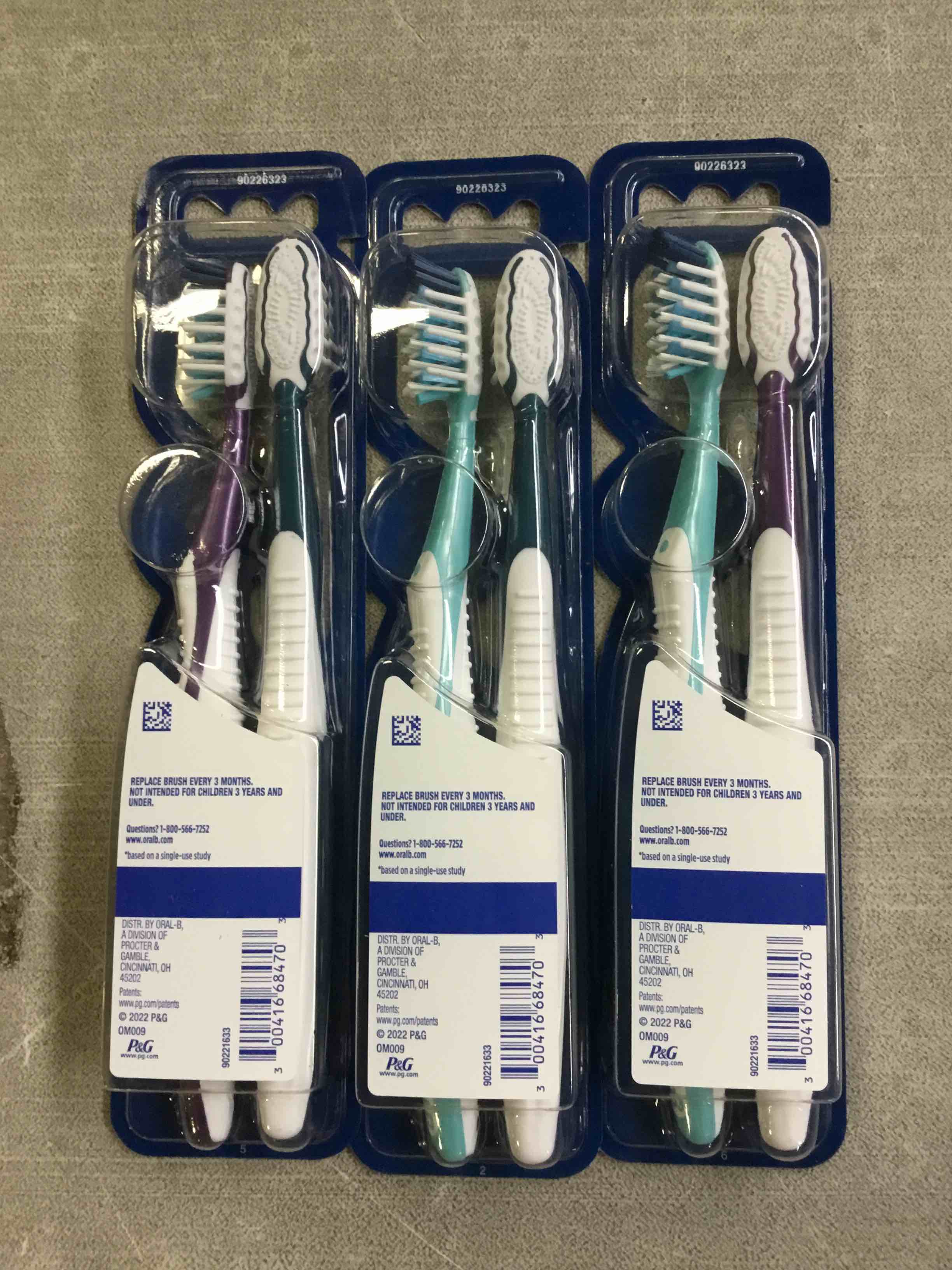 Assorted Oral-B CrossAction 