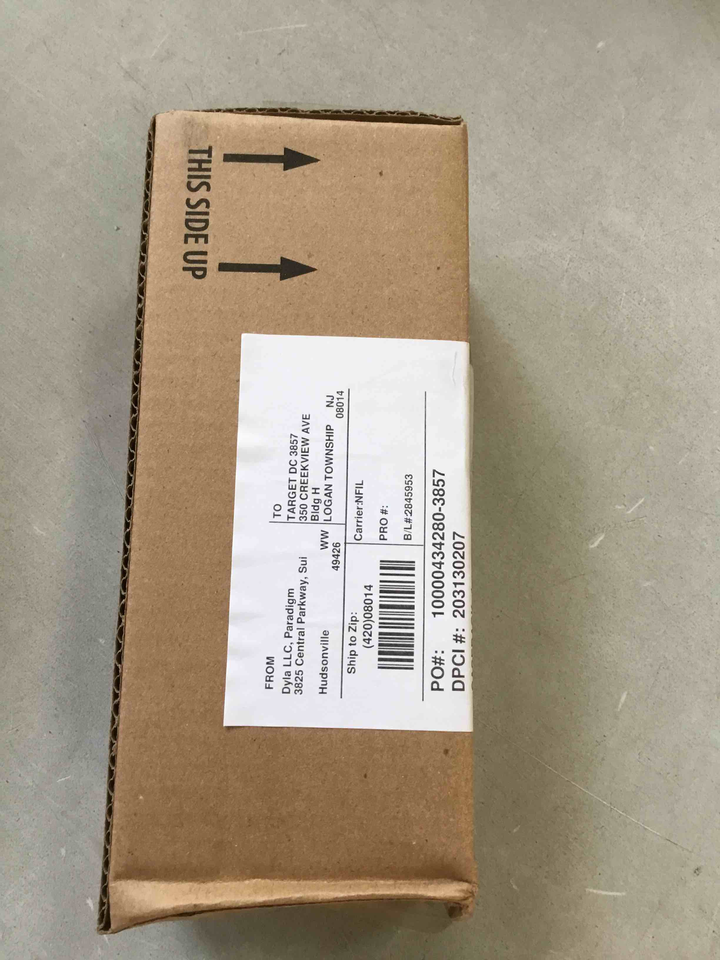 https://s3.amazonaws.com/lotting-images-prod/bidfta/_1683204077748.jpeg