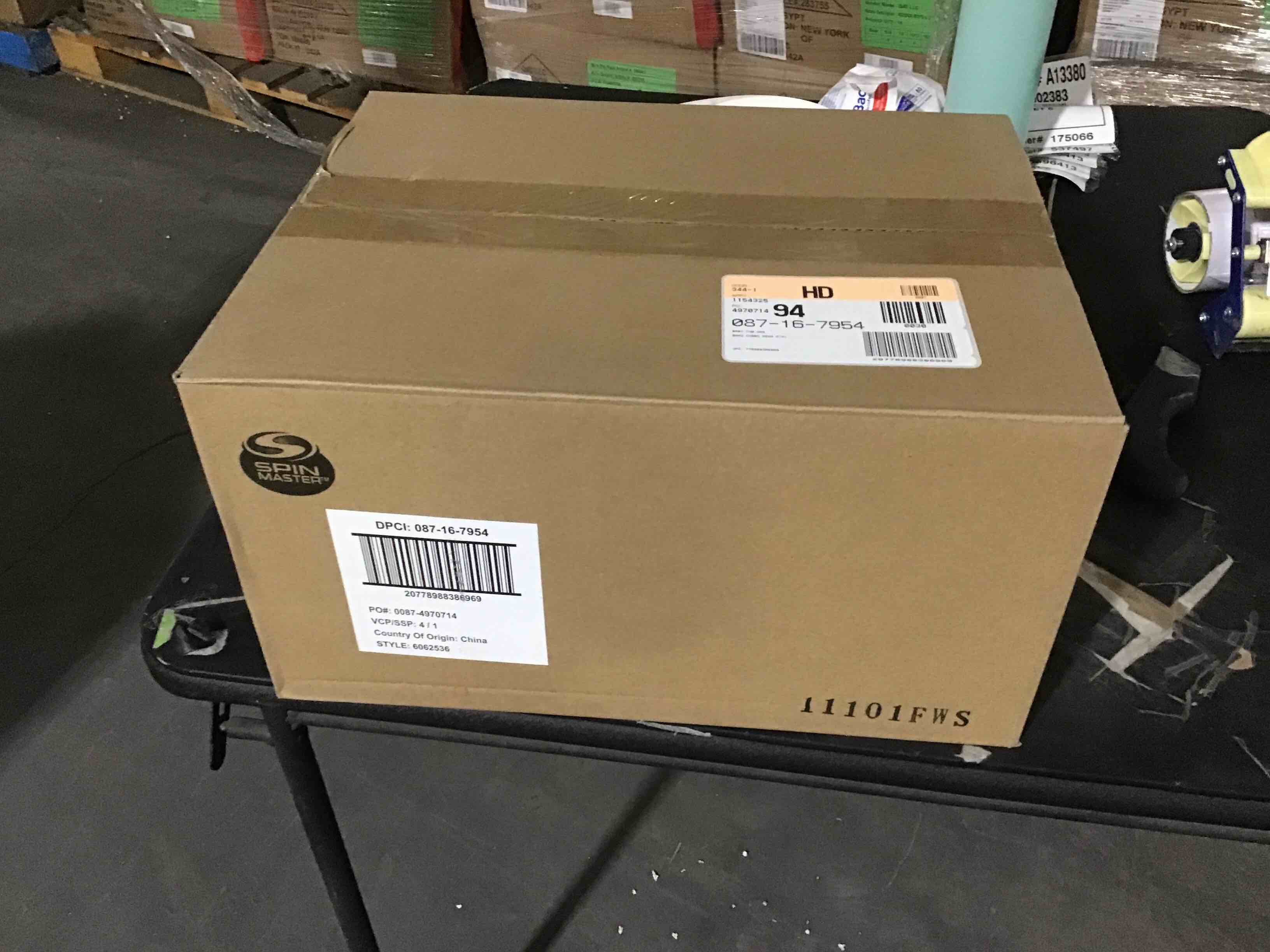 https://s3.amazonaws.com/lotting-images-prod/bidfta/_1683307442401.jpeg