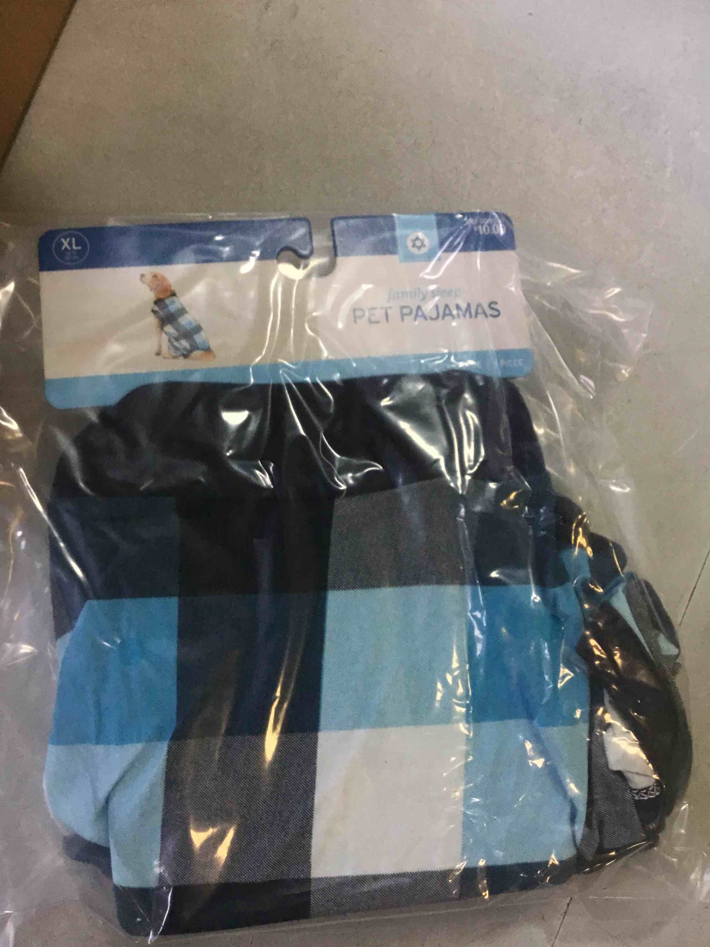 https://s3.amazonaws.com/lotting-images-prod/bidfta/_1684434027963.jpeg