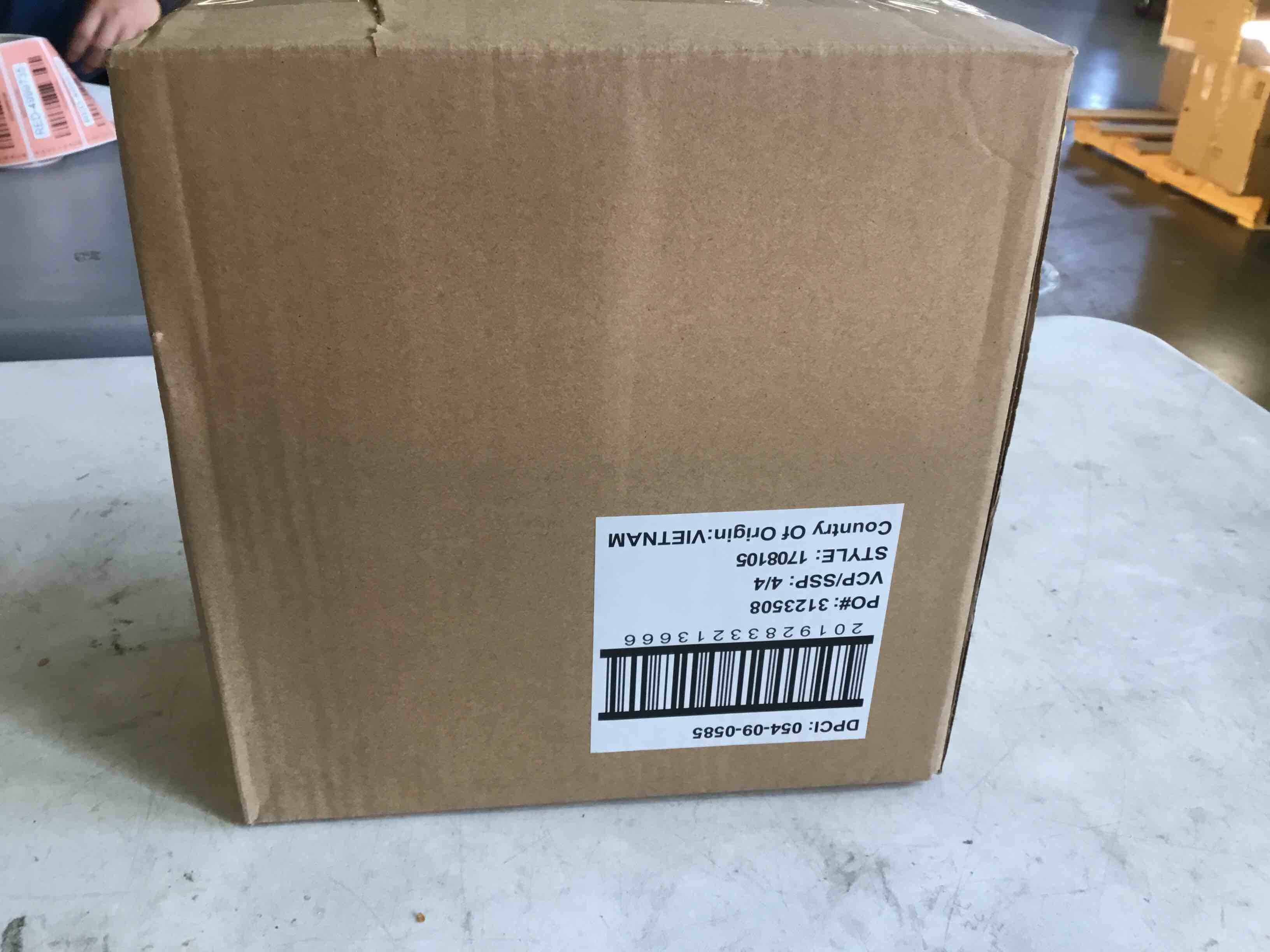 https://s3.amazonaws.com/lotting-images-prod/bidfta/_1685105741374.jpeg