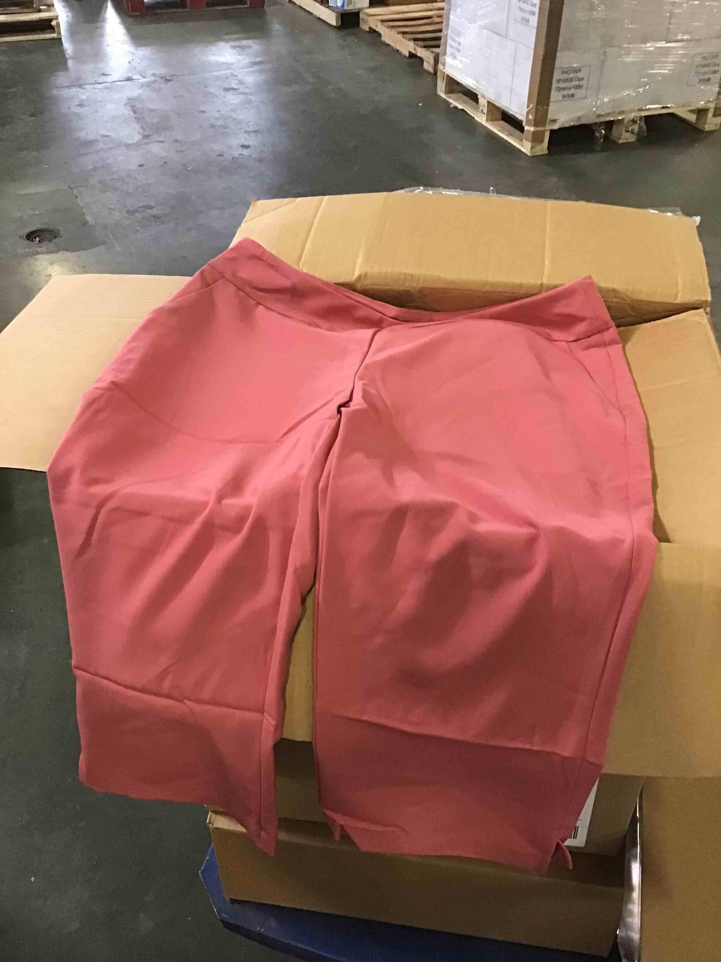 dark rose women’s pants size 20 