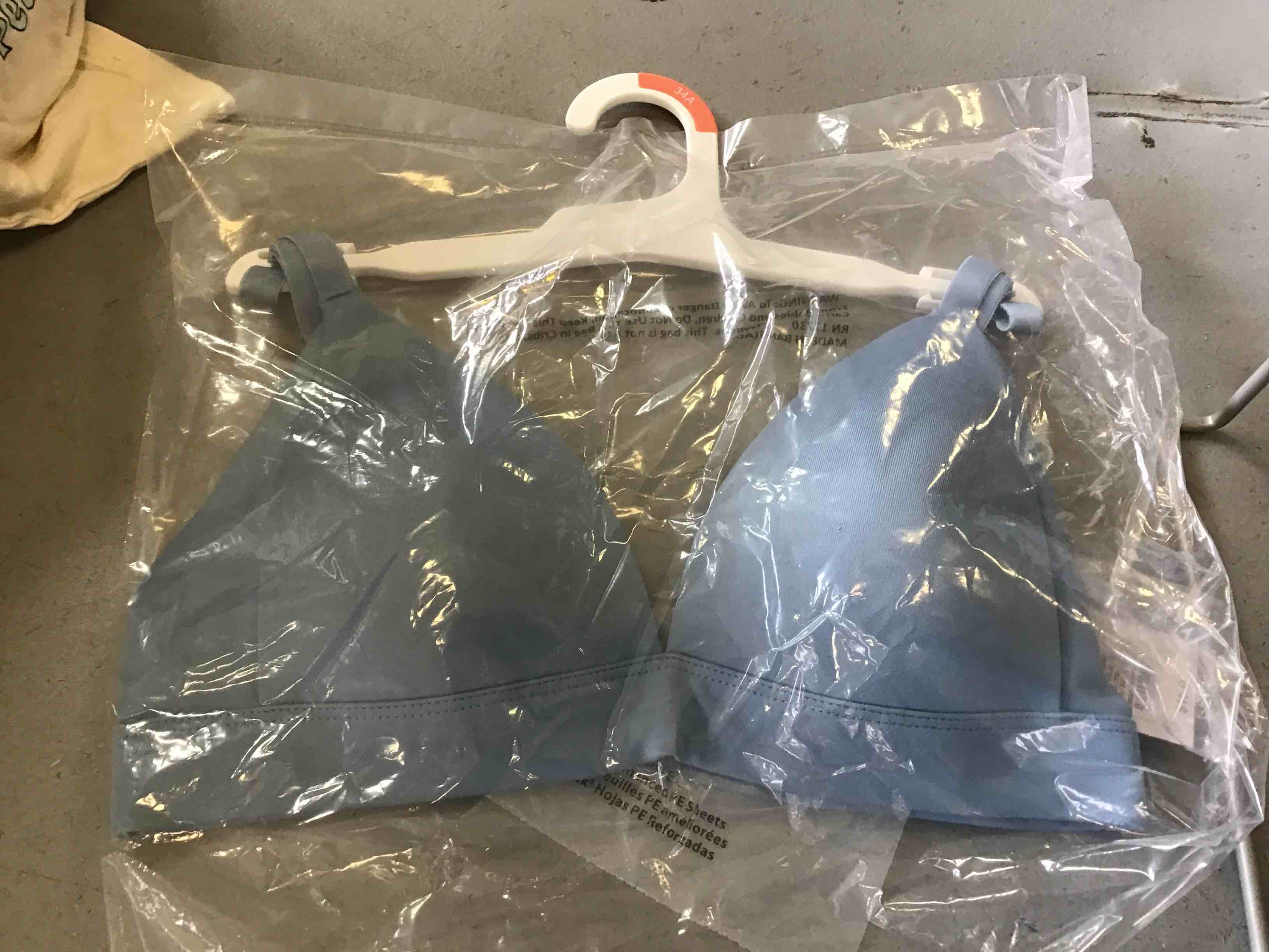 https://s3.amazonaws.com/lotting-images-prod/bidfta/_1685711111272.jpeg