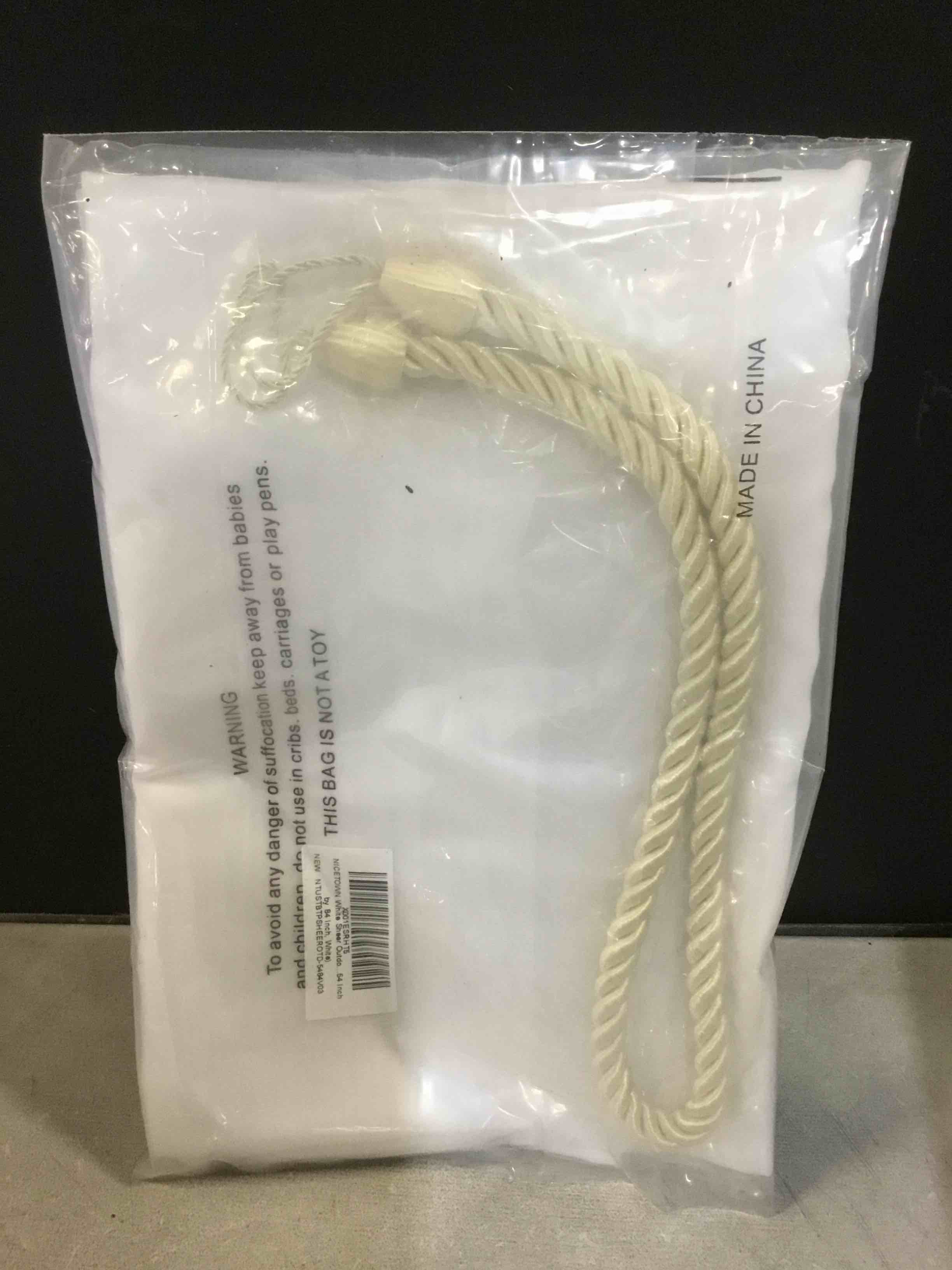 https://s3.amazonaws.com/lotting-images-prod/bidfta/_1685721189497.jpeg