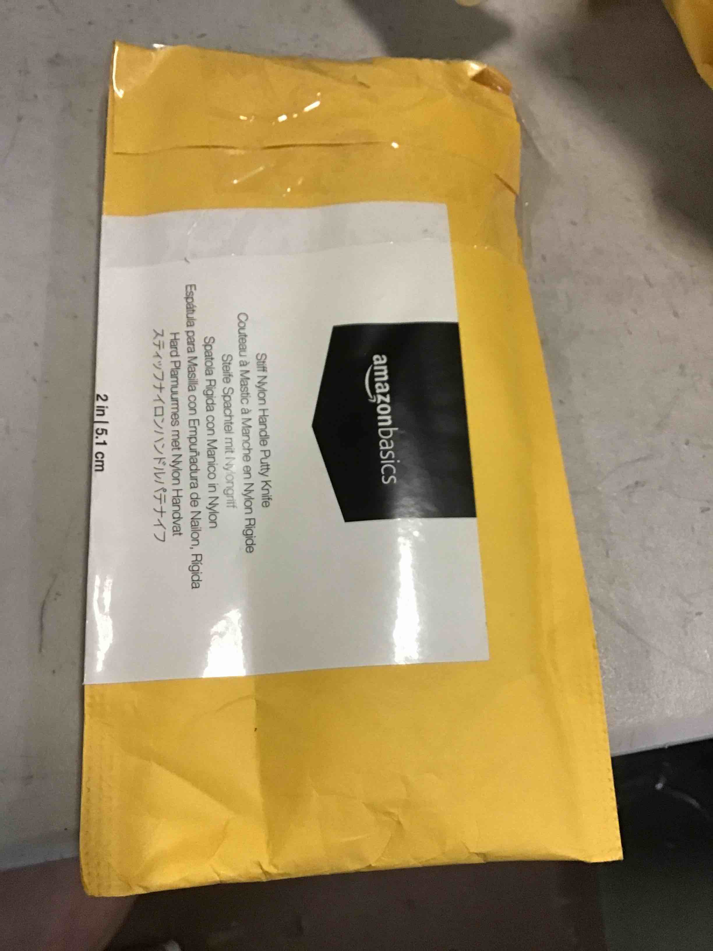 https://s3.amazonaws.com/lotting-images-prod/bidfta/_1685731609288.jpeg
