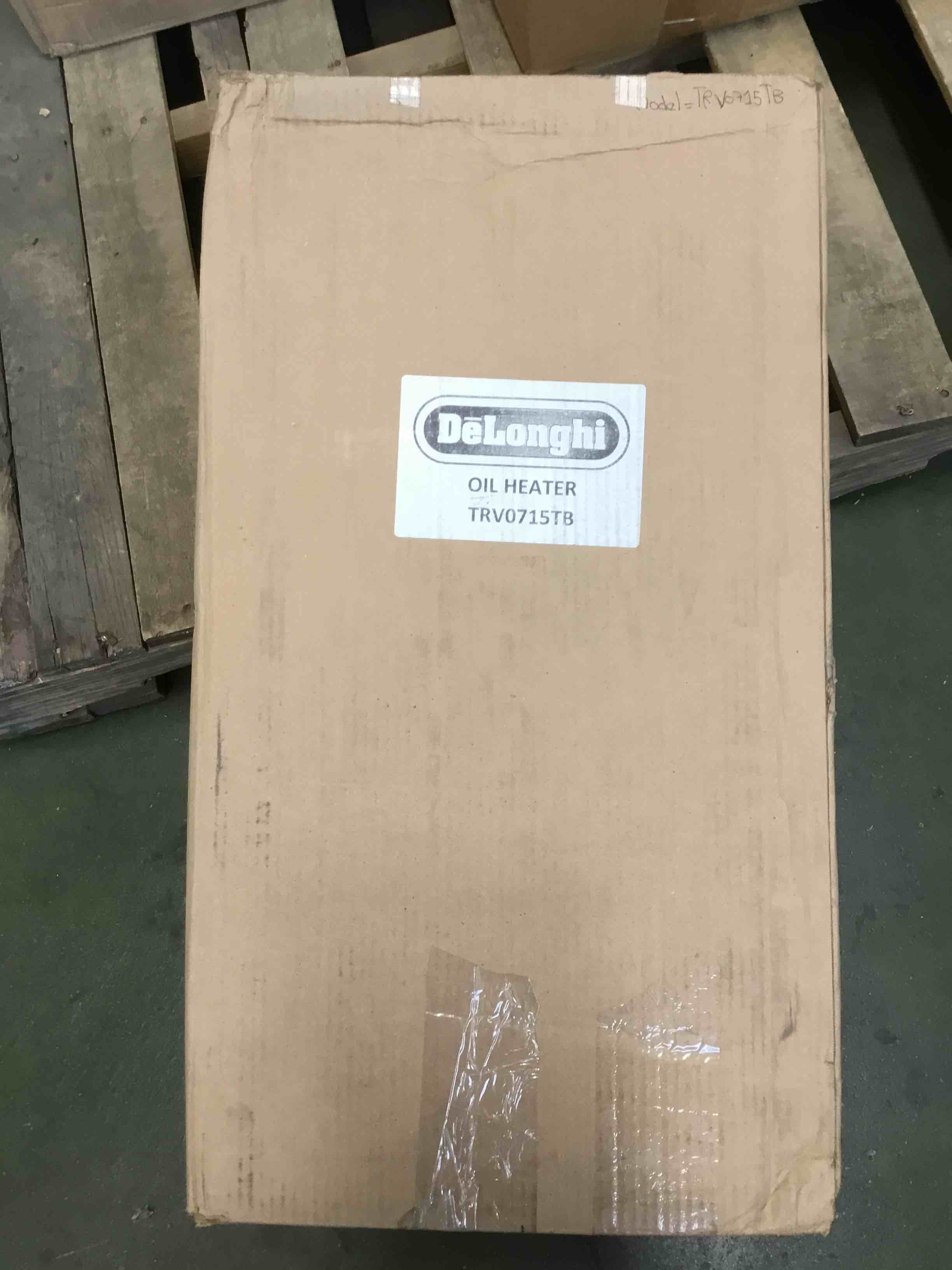 https://s3.amazonaws.com/lotting-images-prod/bidfta/_1686241805819.jpeg
