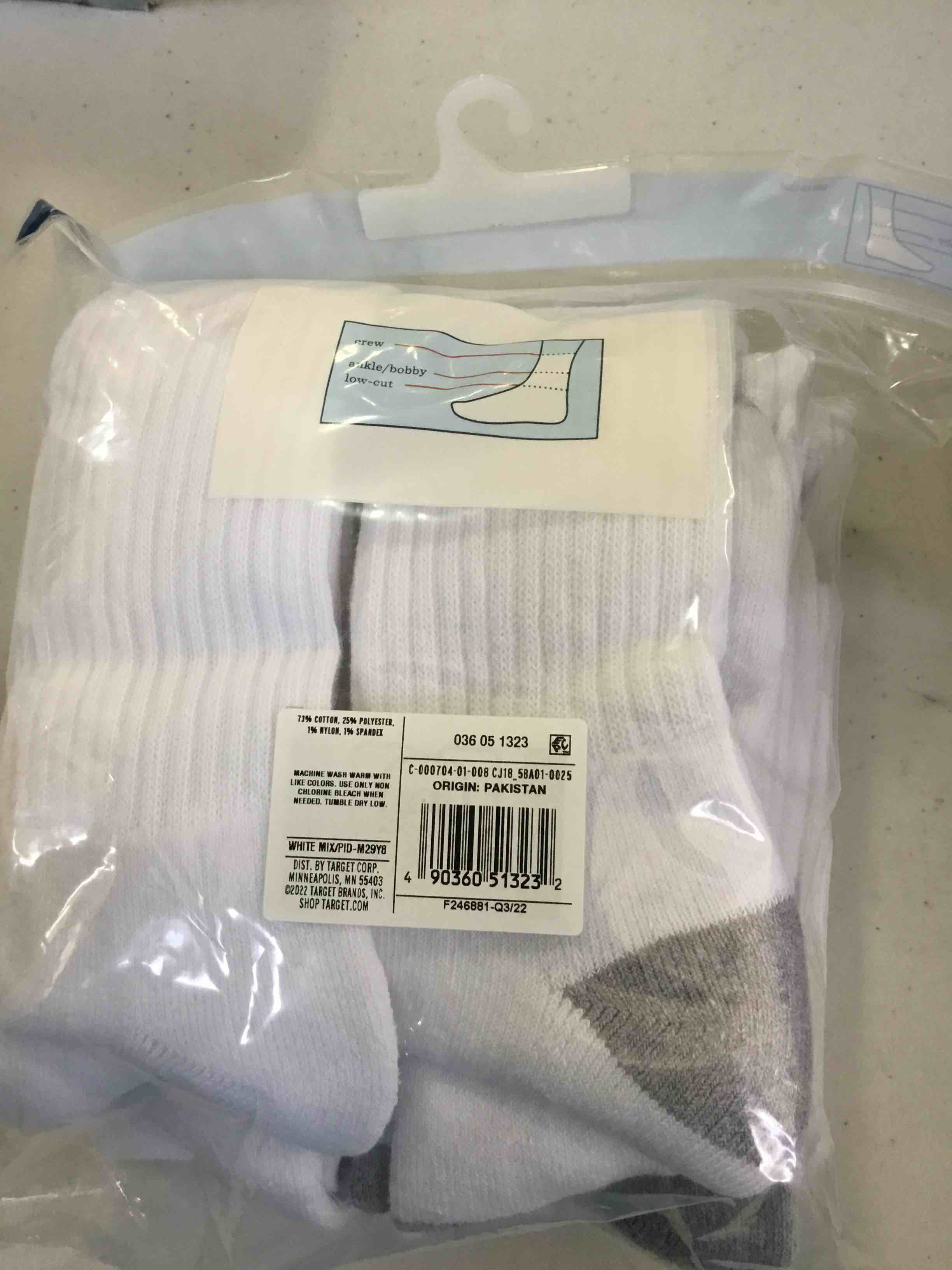 https://s3.amazonaws.com/lotting-images-prod/bidfta/_1686330962758.jpeg