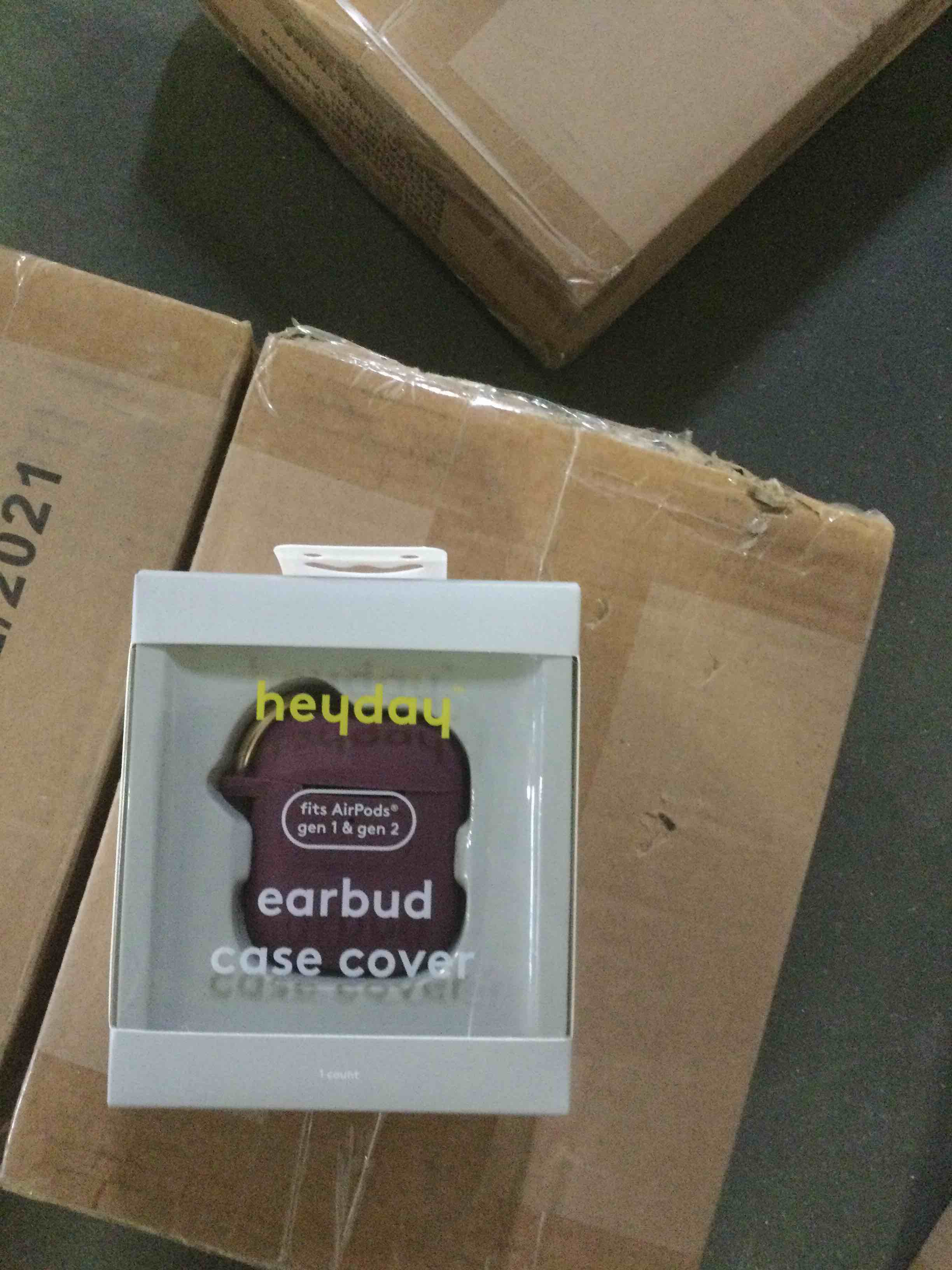 https://s3.amazonaws.com/lotting-images-prod/bidfta/_1686659393189.jpeg
