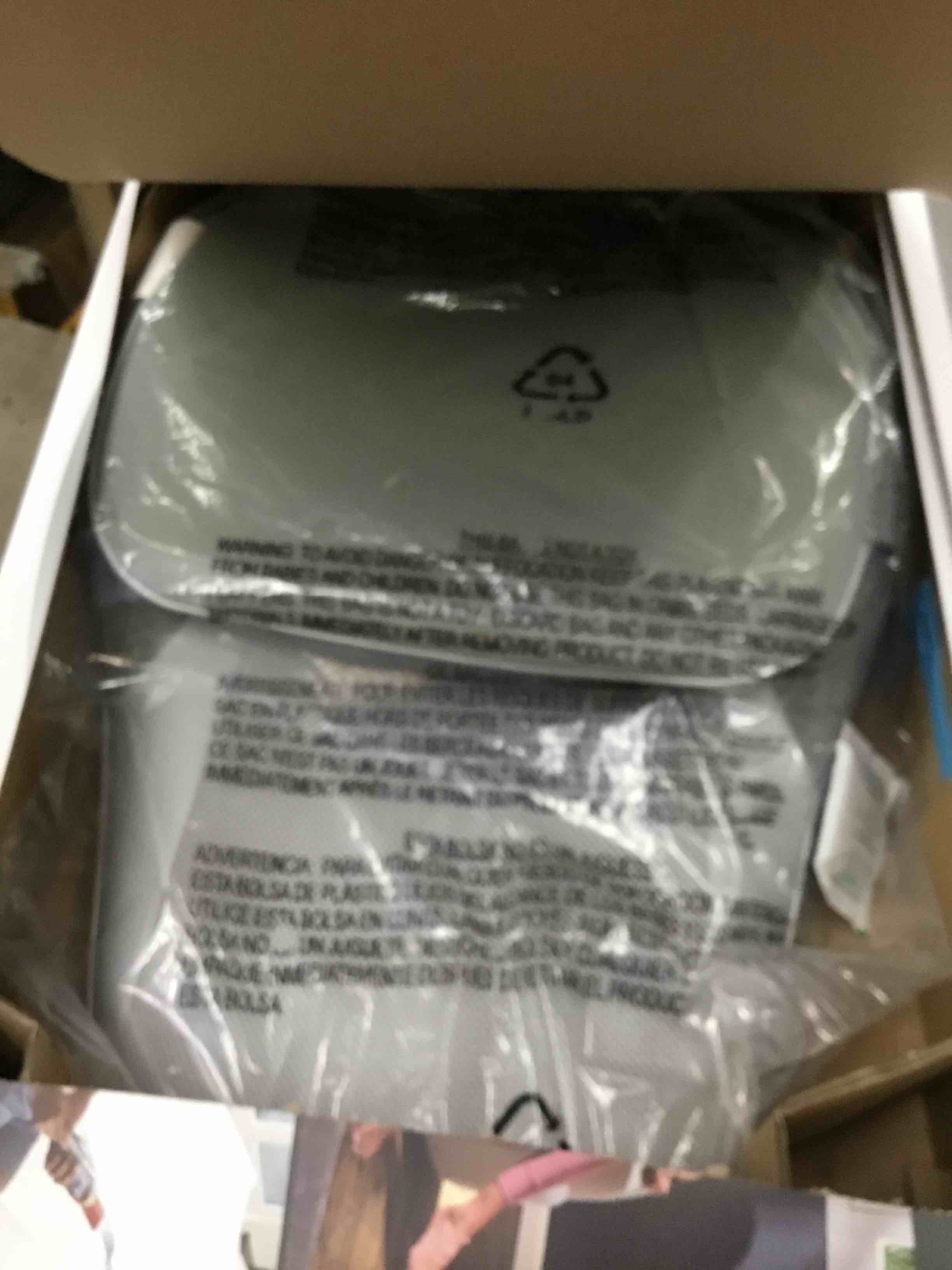 https://s3.amazonaws.com/lotting-images-prod/bidfta/_1686769611671.jpeg