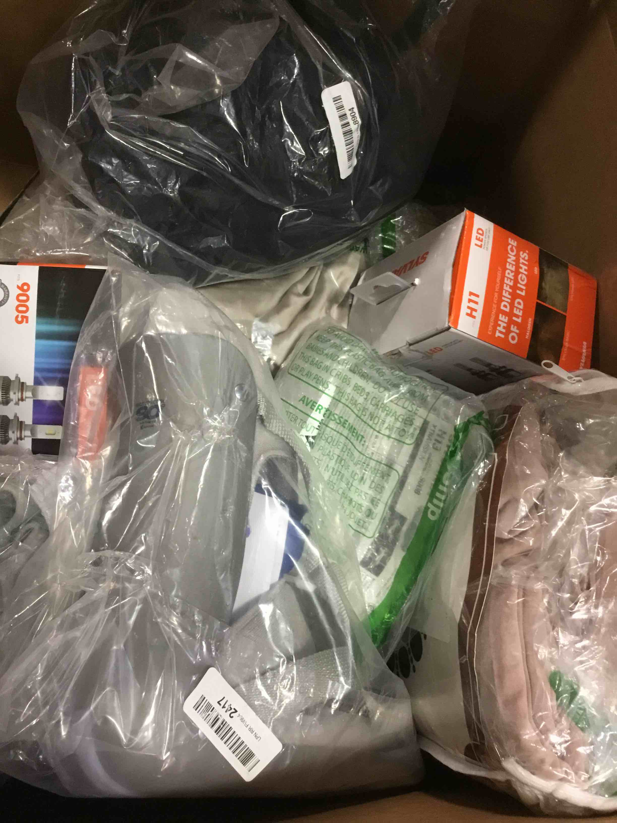 https://s3.amazonaws.com/lotting-images-prod/bidfta/_1686770250763.jpeg