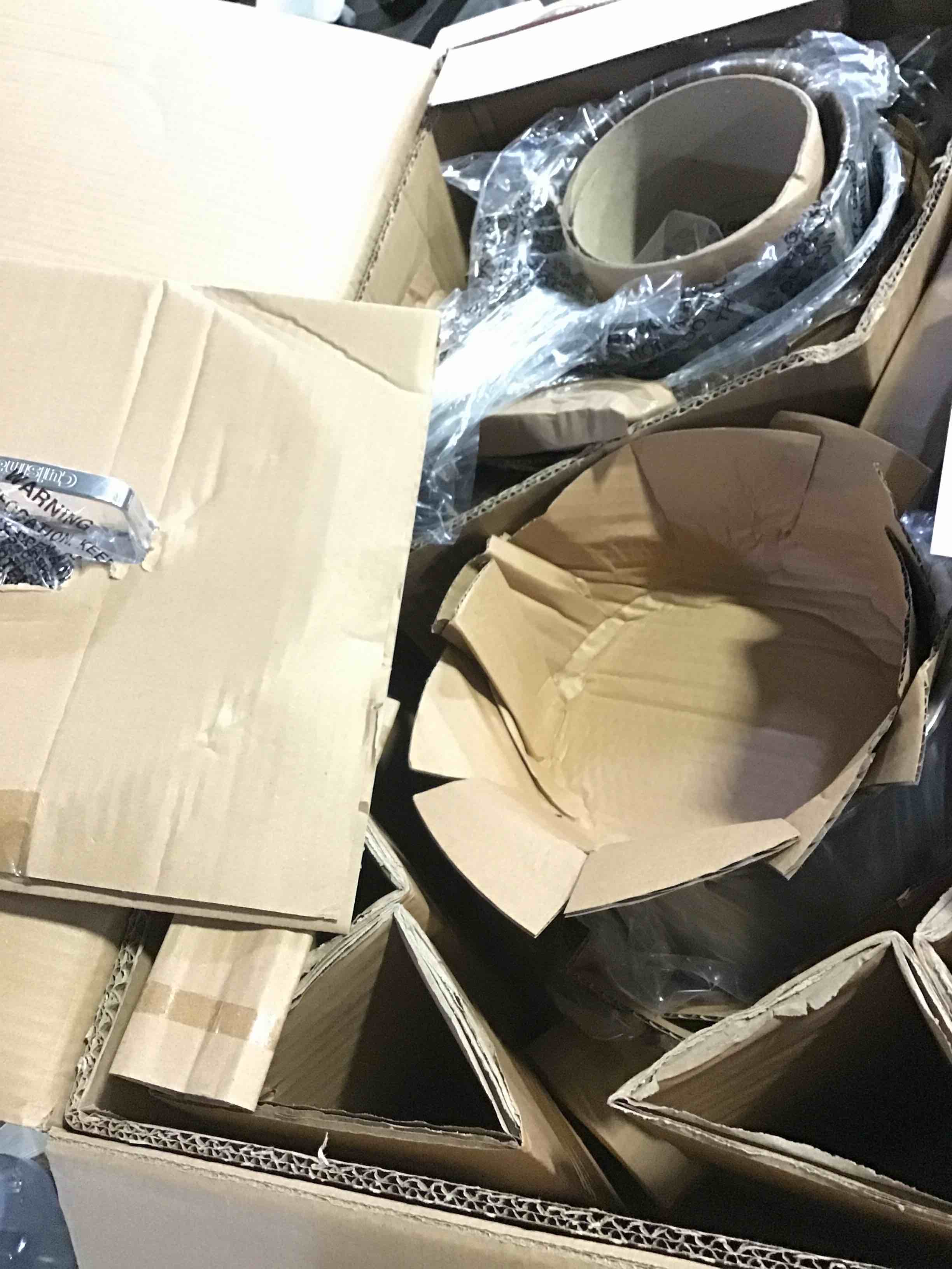 https://s3.amazonaws.com/lotting-images-prod/bidfta/_1687453821562.jpeg