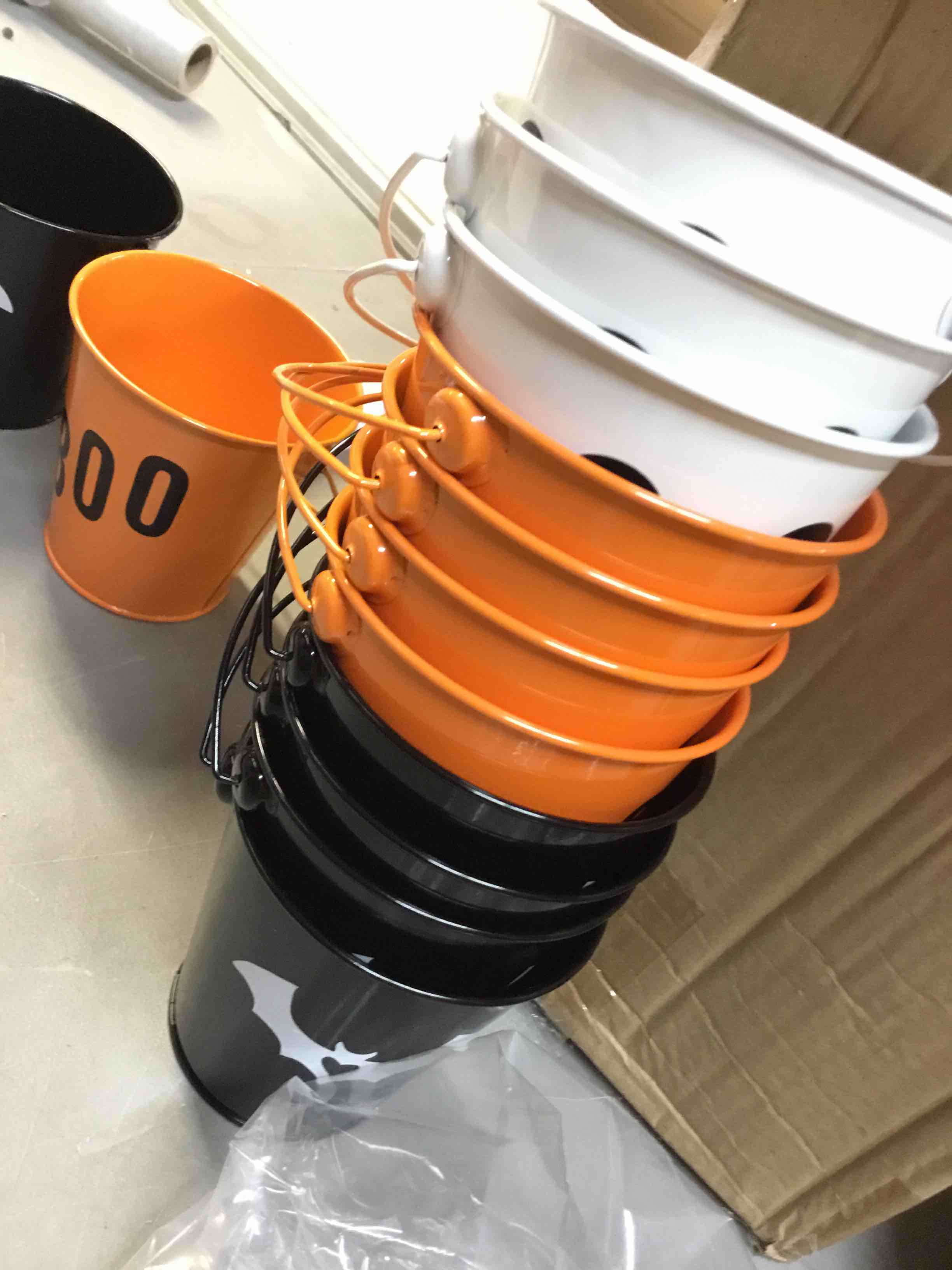 https://s3.amazonaws.com/lotting-images-prod/bidfta/_1687461498655.jpeg