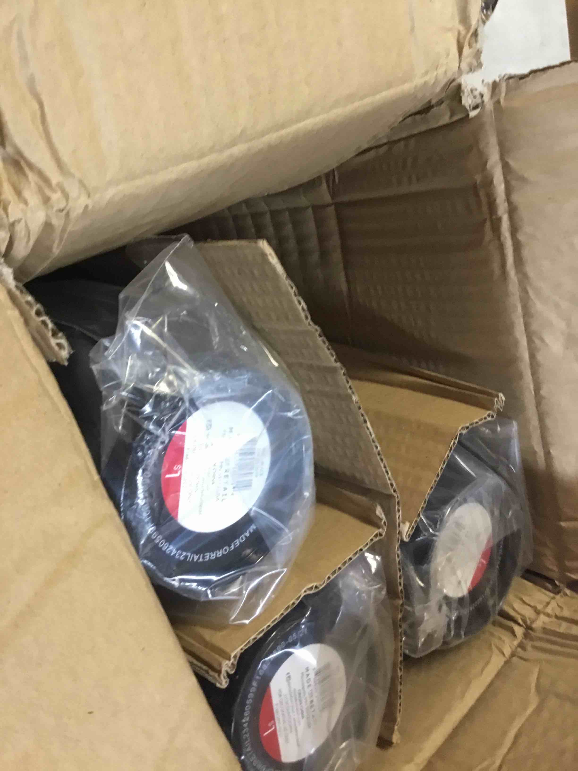 https://s3.amazonaws.com/lotting-images-prod/bidfta/_1687461500607.jpeg
