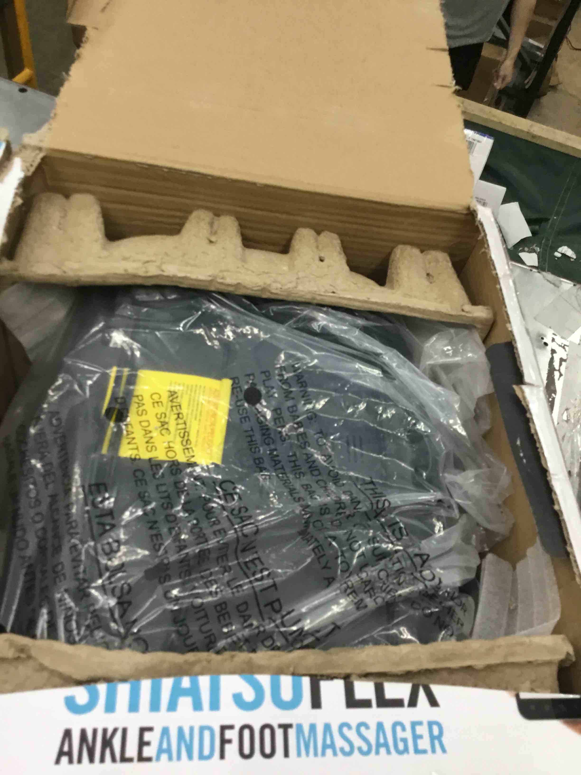 https://s3.amazonaws.com/lotting-images-prod/bidfta/_1687542559754.jpeg