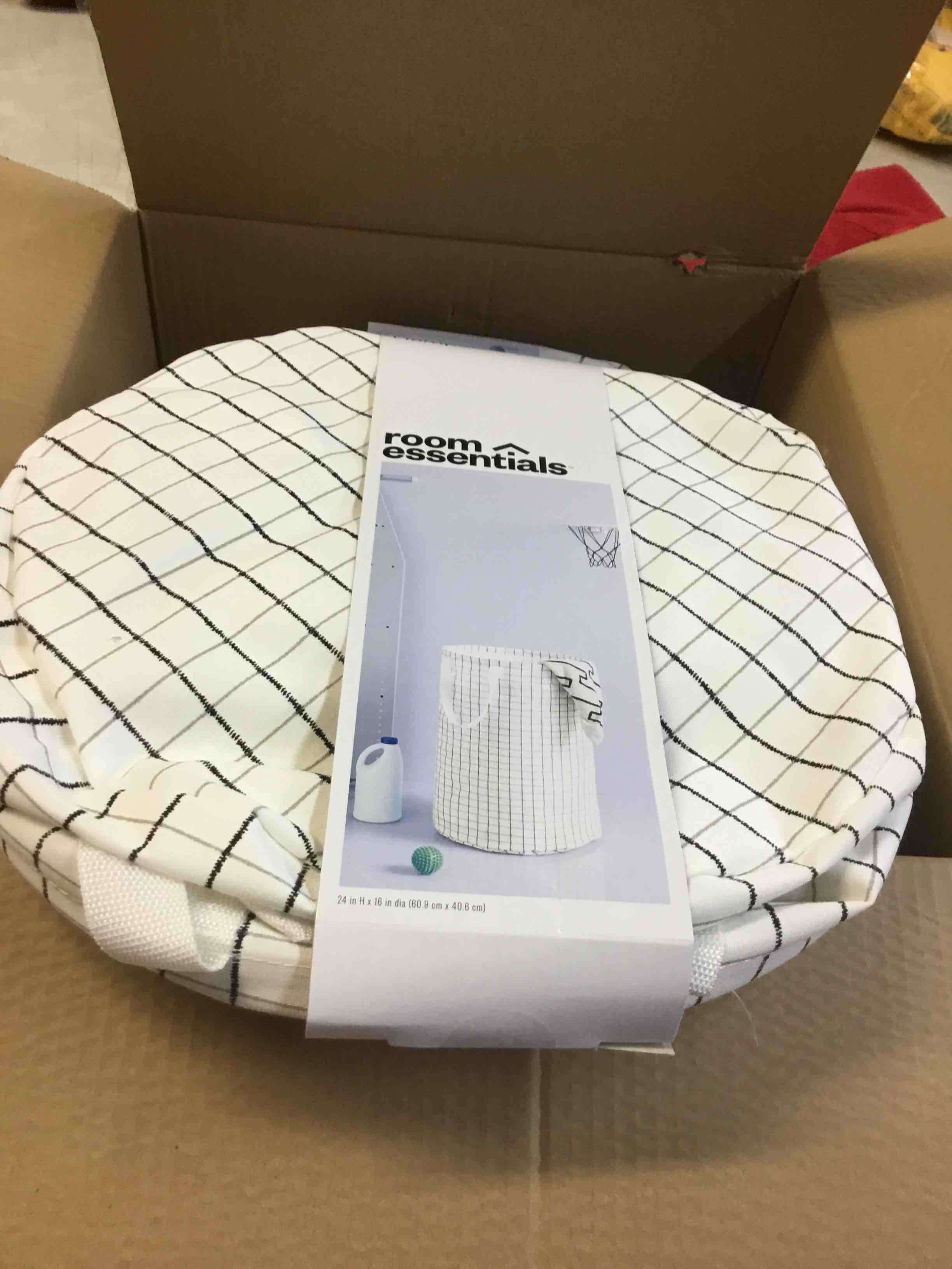 https://s3.amazonaws.com/lotting-images-prod/bidfta/_1687789393464.jpeg