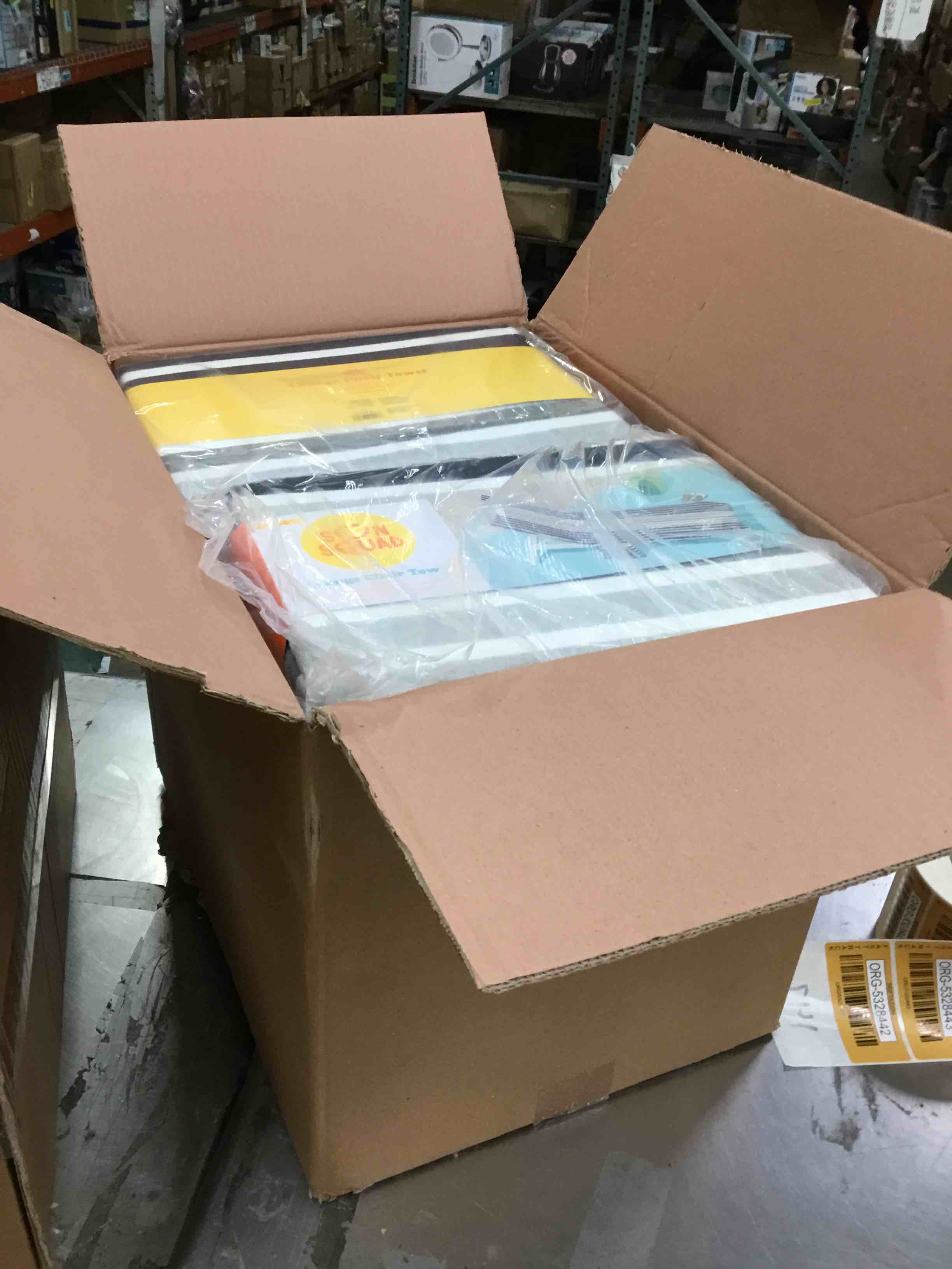 https://s3.amazonaws.com/lotting-images-prod/bidfta/_1687984623199.jpeg