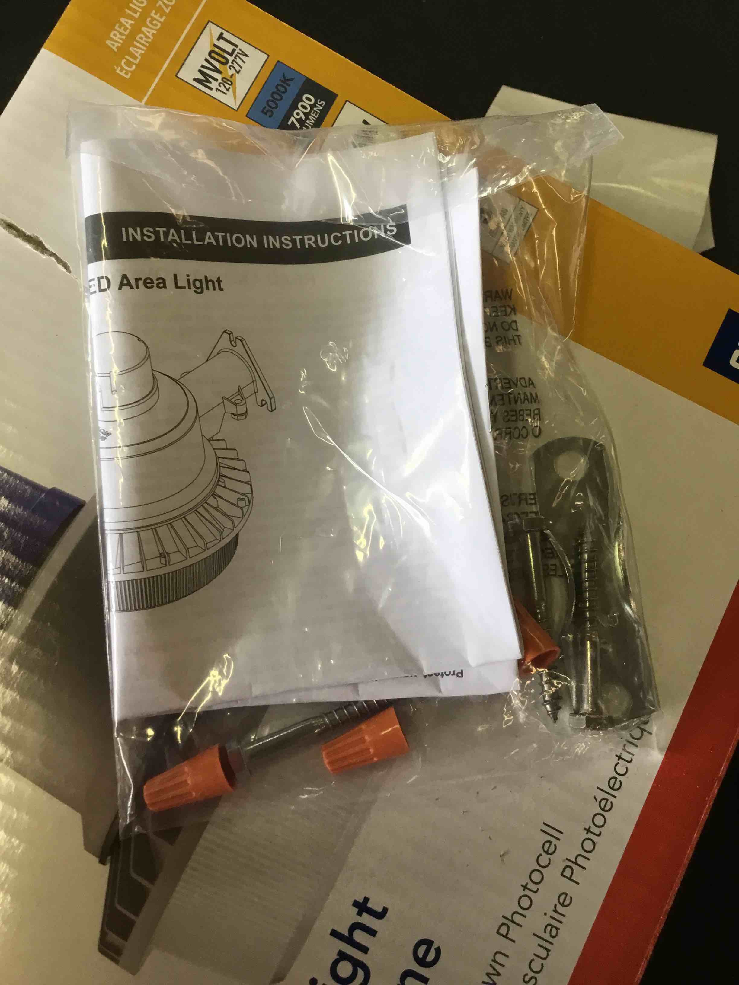 https://s3.amazonaws.com/lotting-images-prod/bidfta/_1688051974177.jpeg