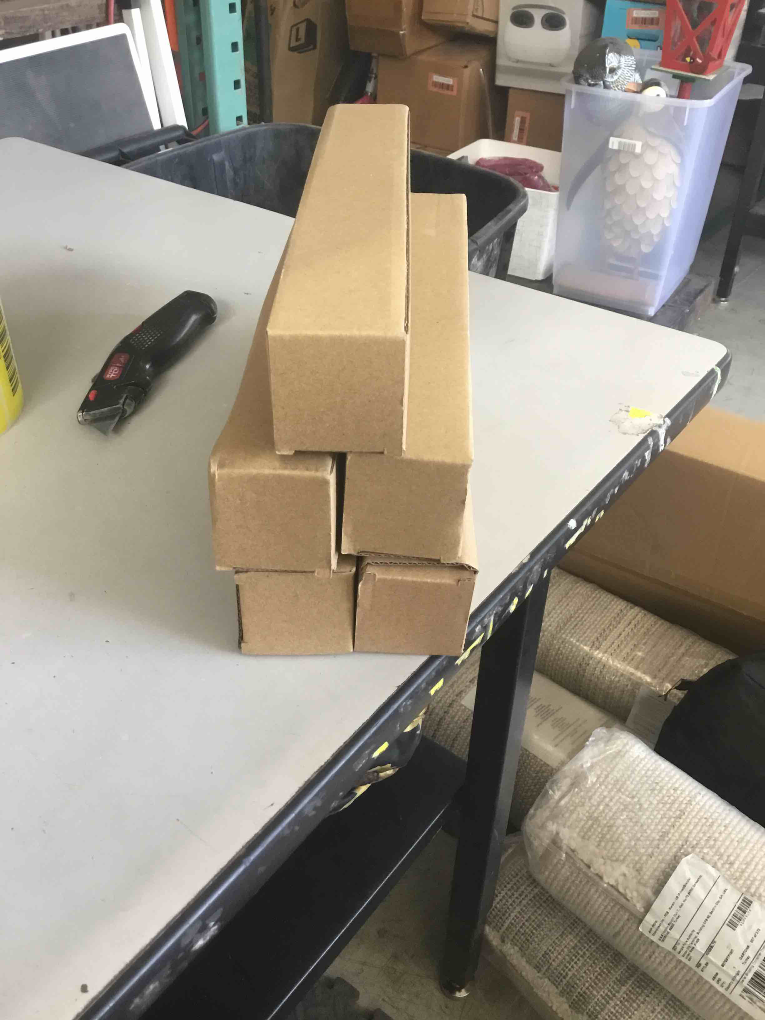 https://s3.amazonaws.com/lotting-images-prod/bidfta/_1689600567211.jpeg