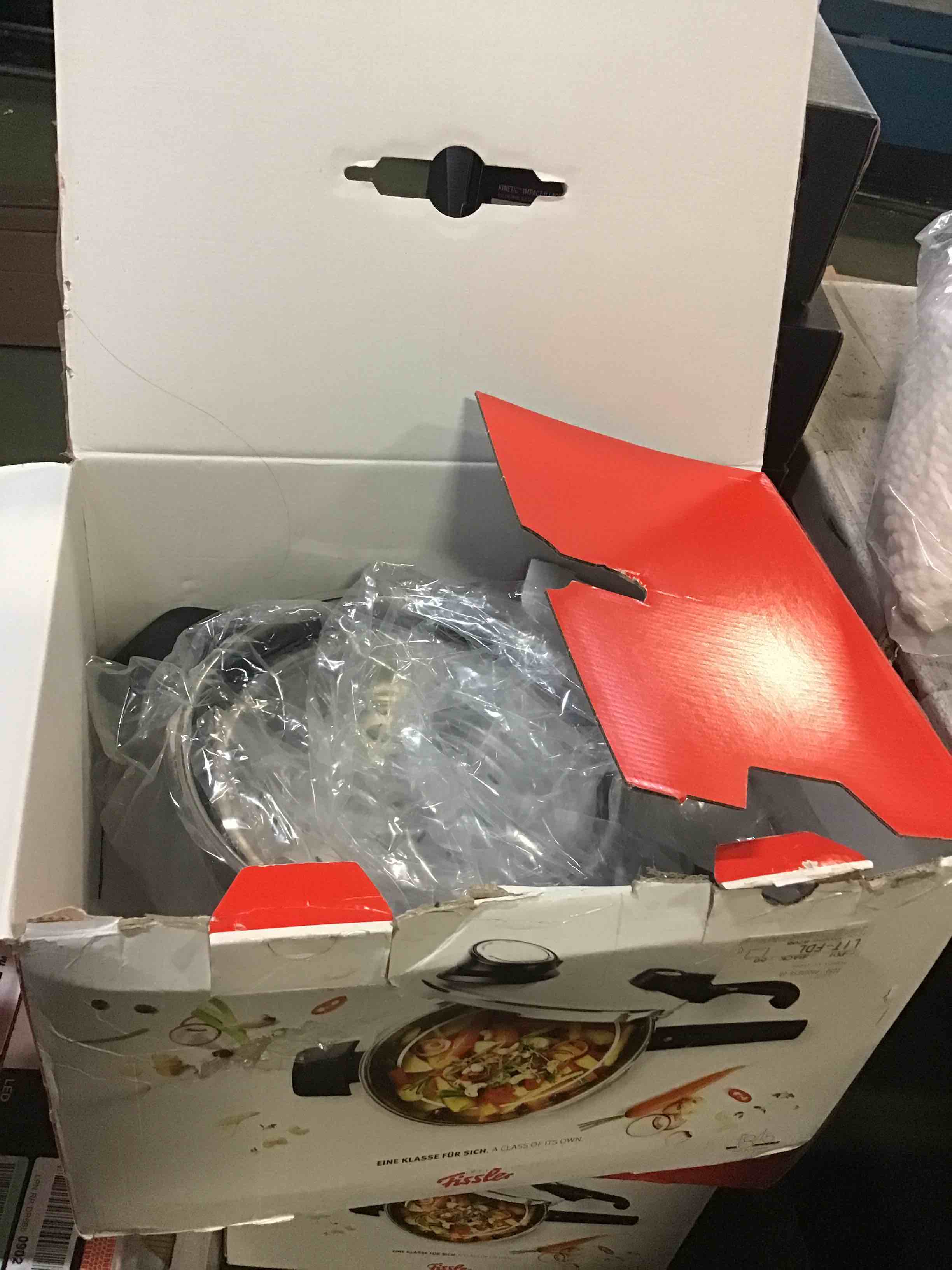 https://s3.amazonaws.com/lotting-images-prod/bidfta/_1690026405998.jpeg