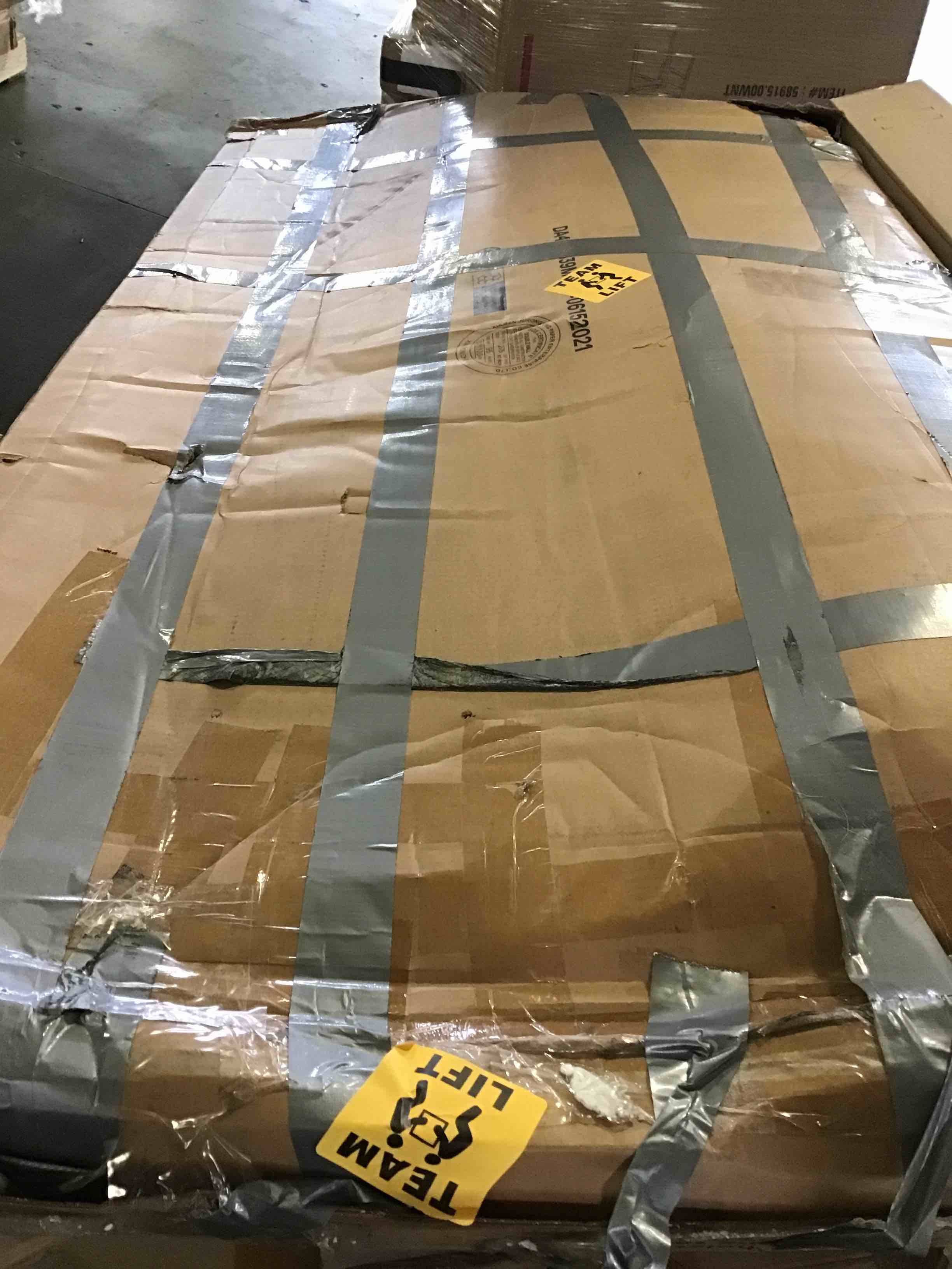 https://s3.amazonaws.com/lotting-images-prod/bidfta/_1690042553265.jpeg