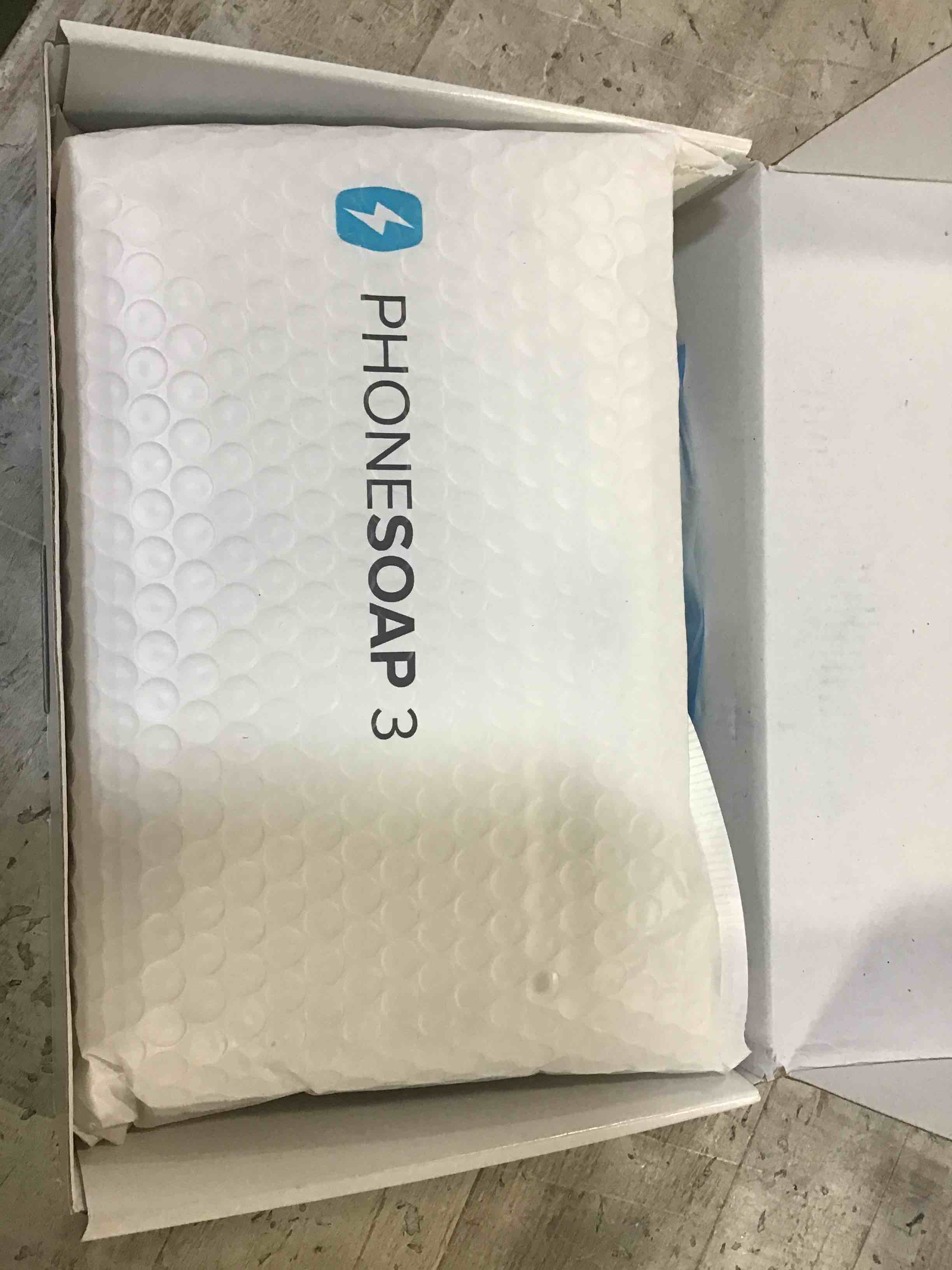 https://s3.amazonaws.com/lotting-images-prod/bidfta/_1690204823018.jpeg