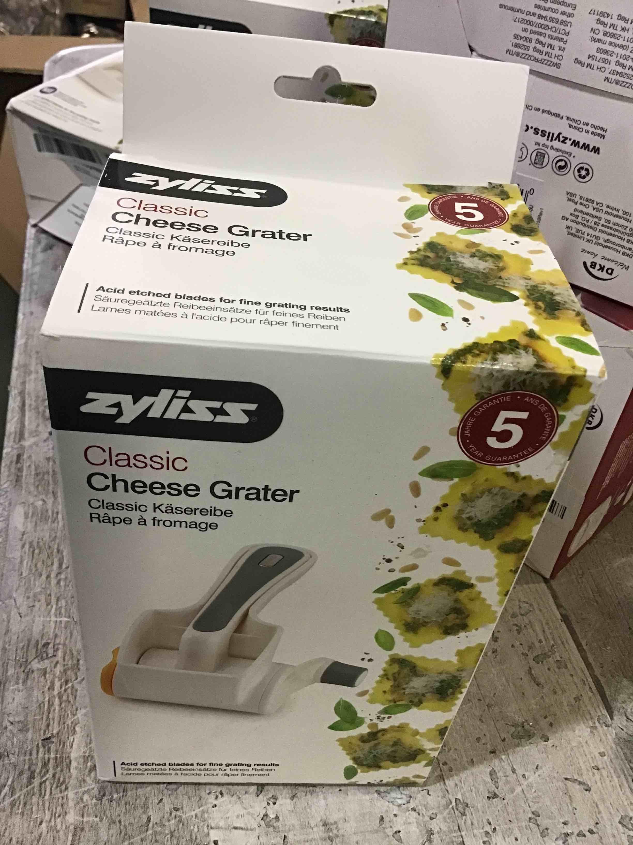 https://s3.amazonaws.com/lotting-images-prod/bidfta/_1690395543751.jpeg