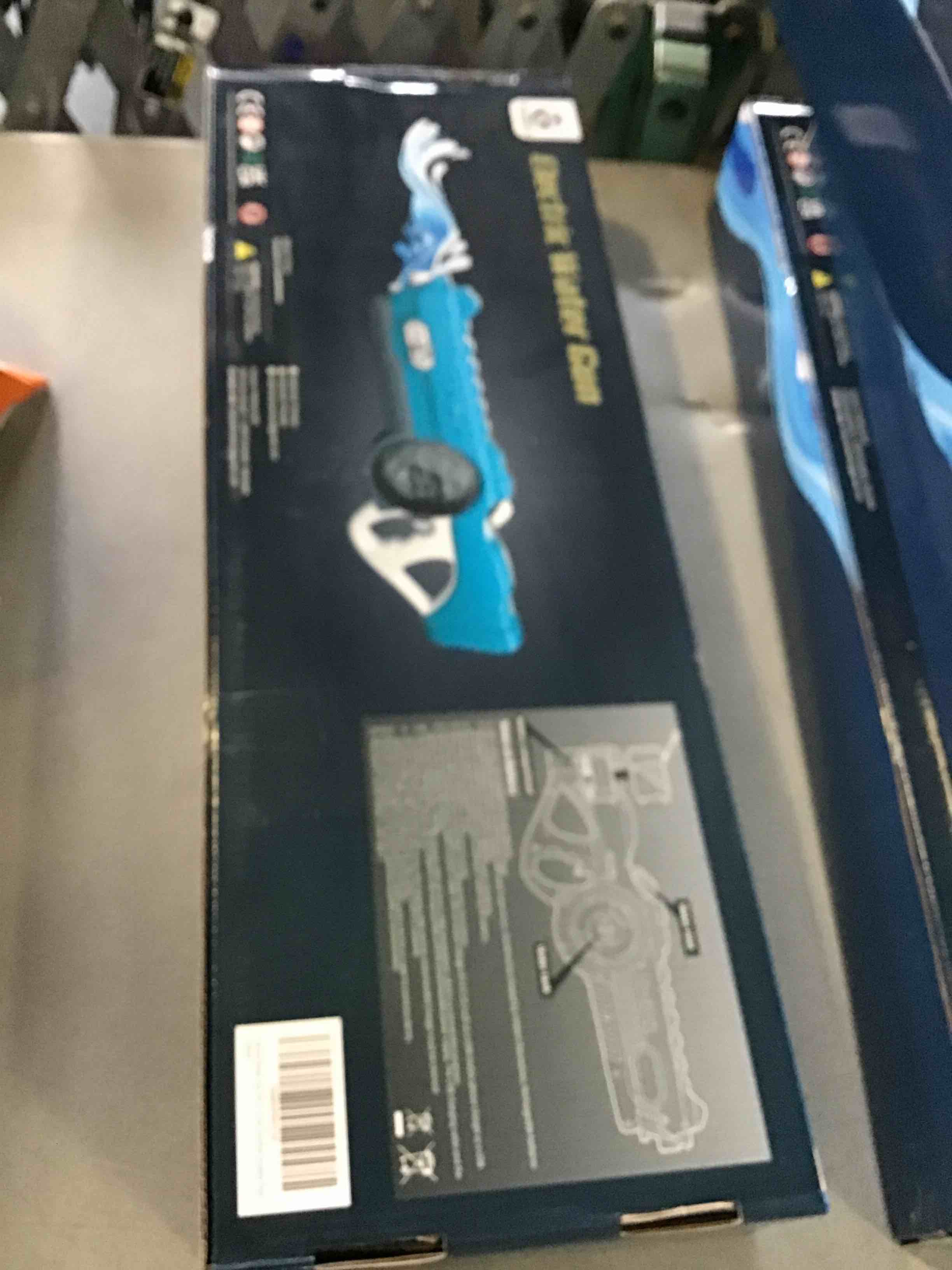 https://s3.amazonaws.com/lotting-images-prod/bidfta/_1691594844027.jpeg