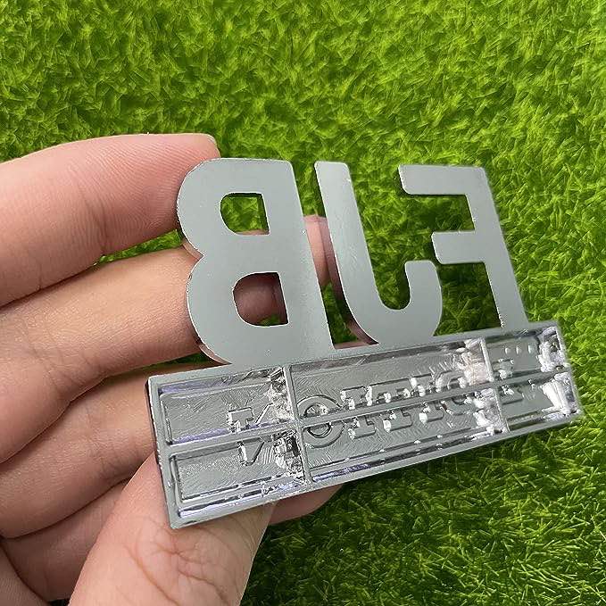 https://s3.amazonaws.com/lotting-images-prod/bidfta/_1691595485166.jpeg