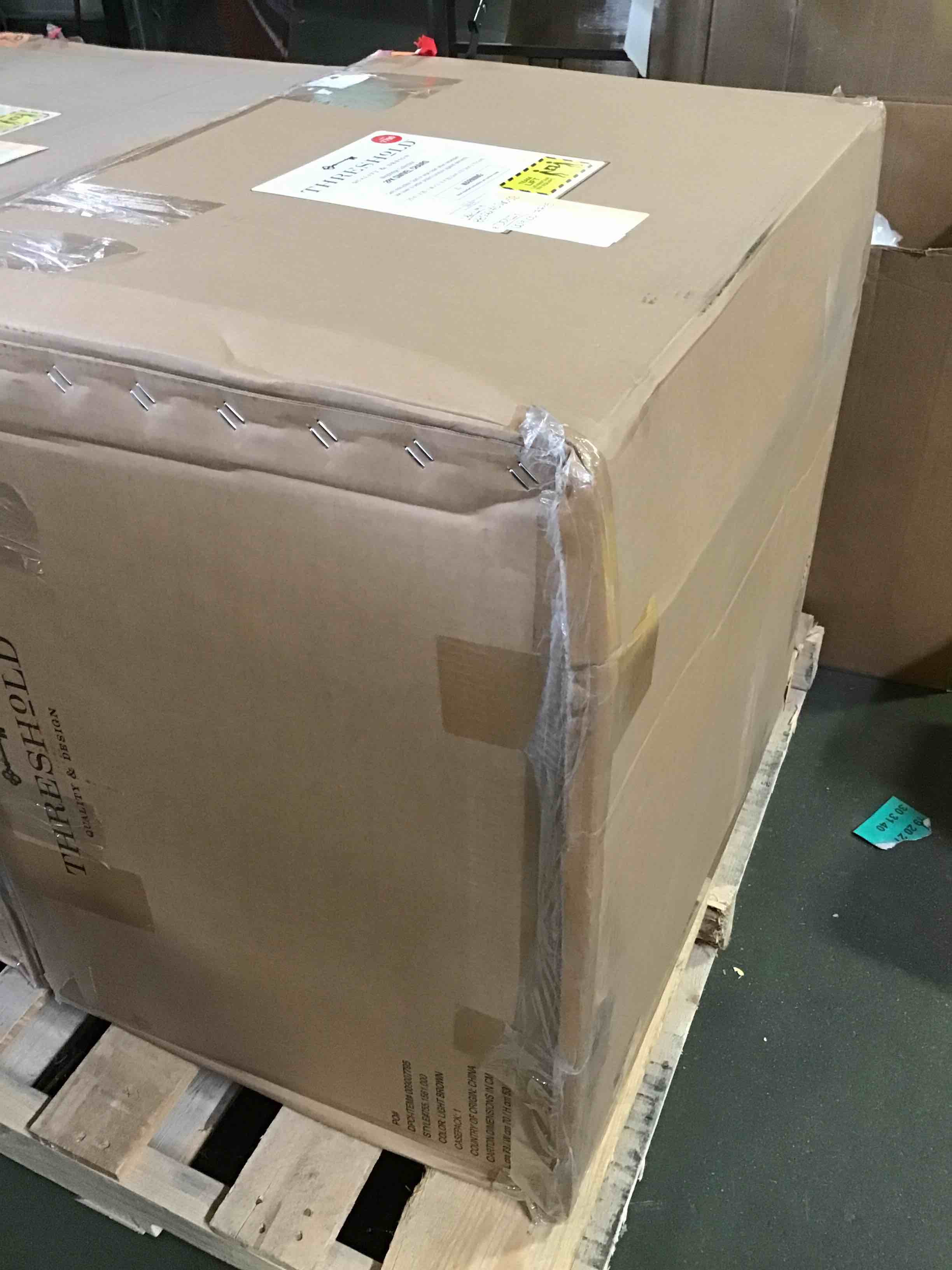 https://s3.amazonaws.com/lotting-images-prod/bidfta/_1691773508756.jpeg