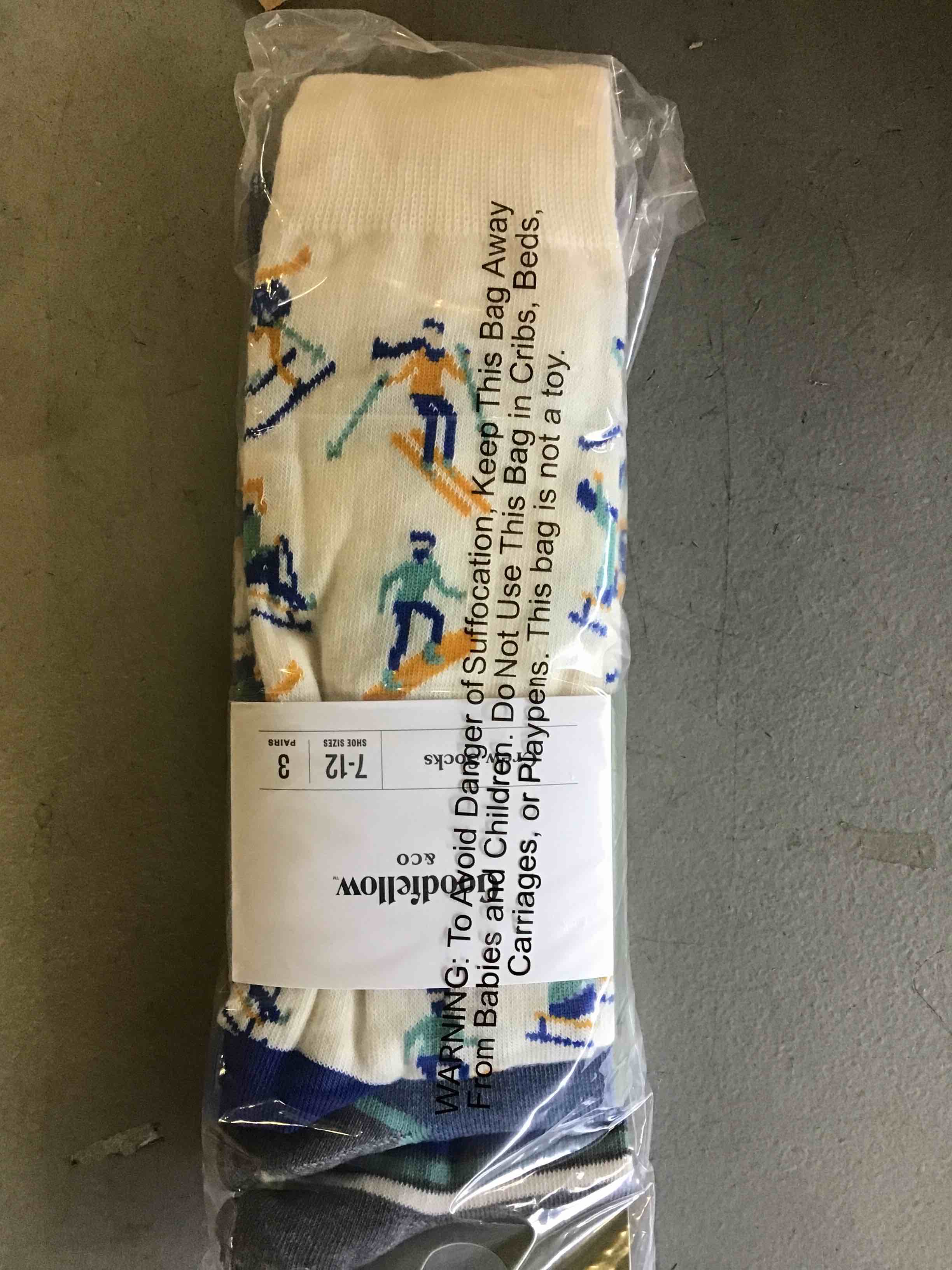 https://s3.amazonaws.com/lotting-images-prod/bidfta/_1692731850840.jpeg