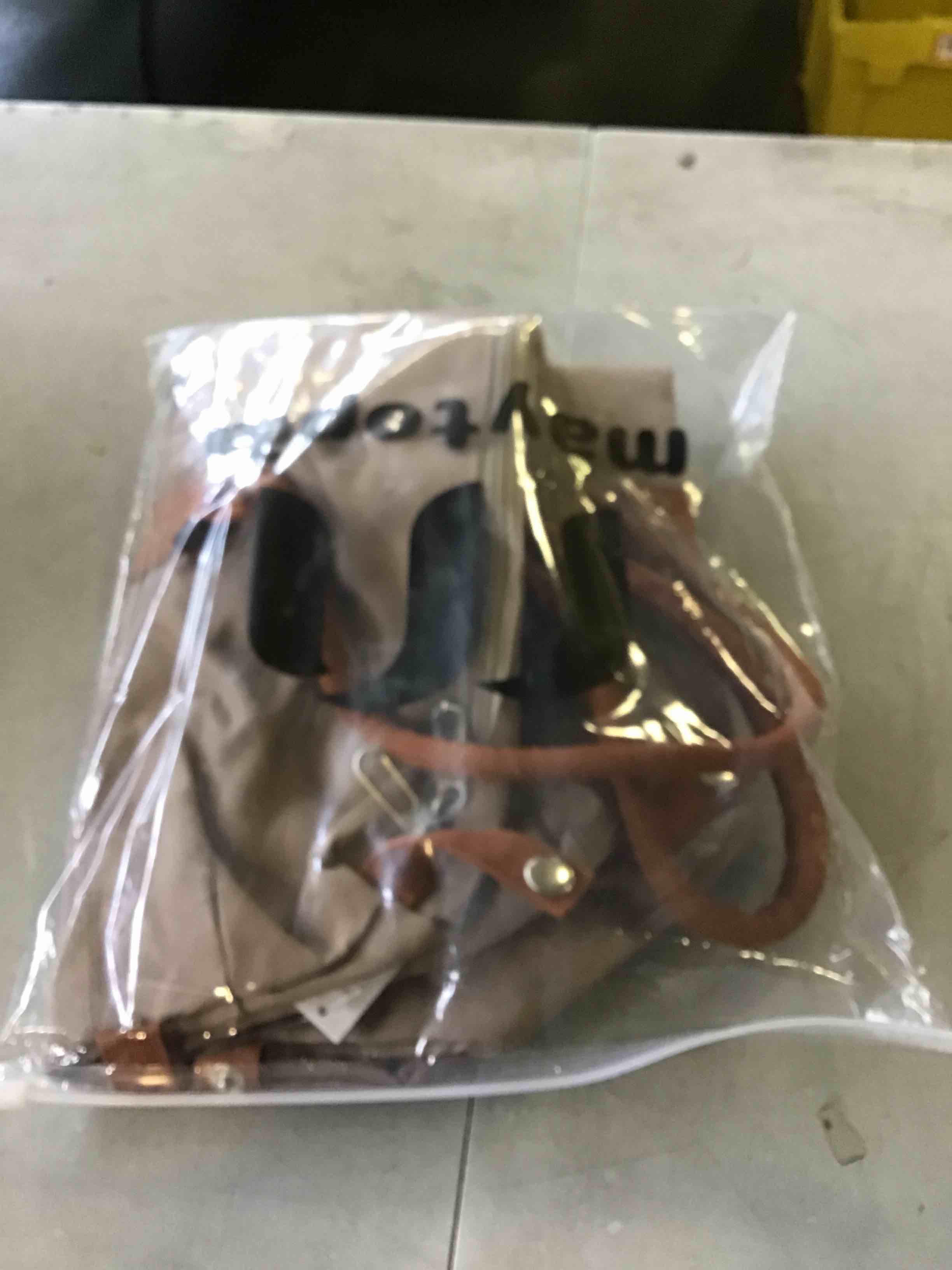 https://s3.amazonaws.com/lotting-images-prod/bidfta/_1692905243926.jpeg