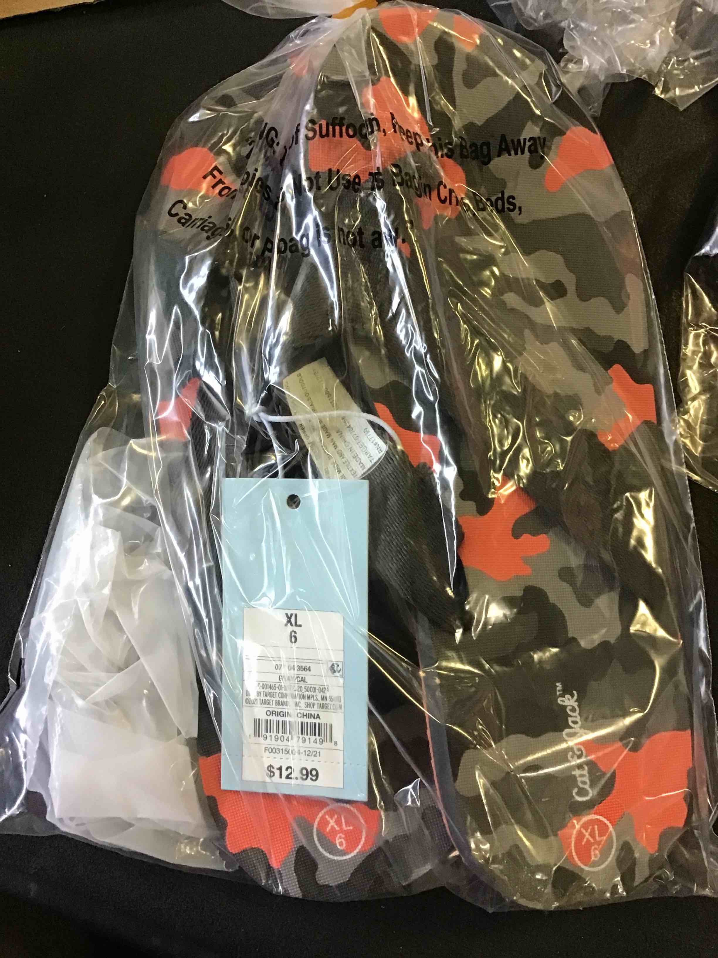 https://s3.amazonaws.com/lotting-images-prod/bidfta/_1693252008288.jpeg