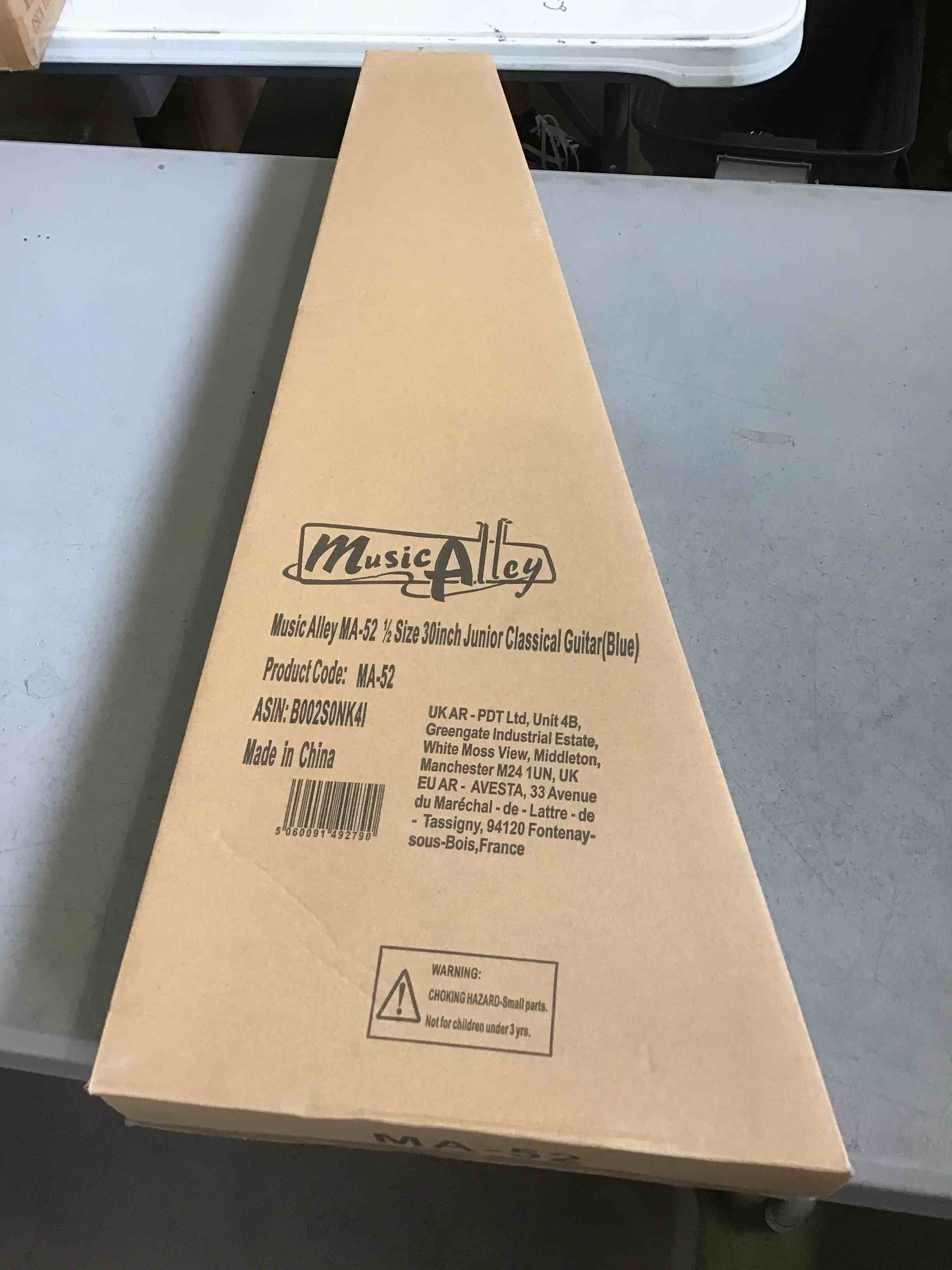 https://s3.amazonaws.com/lotting-images-prod/bidfta/_1693317303742.jpeg