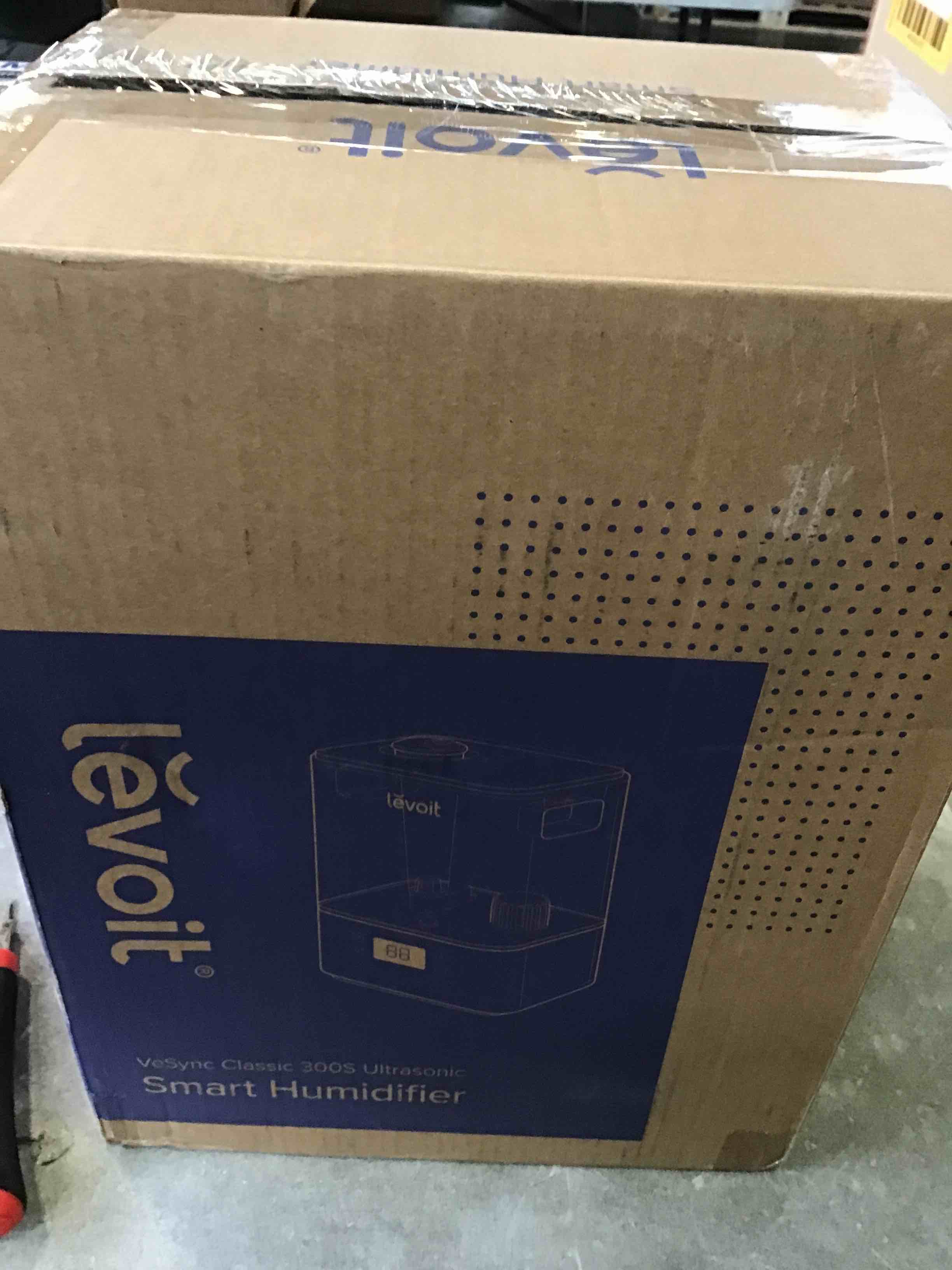 https://s3.amazonaws.com/lotting-images-prod/bidfta/_1693492464395.jpeg