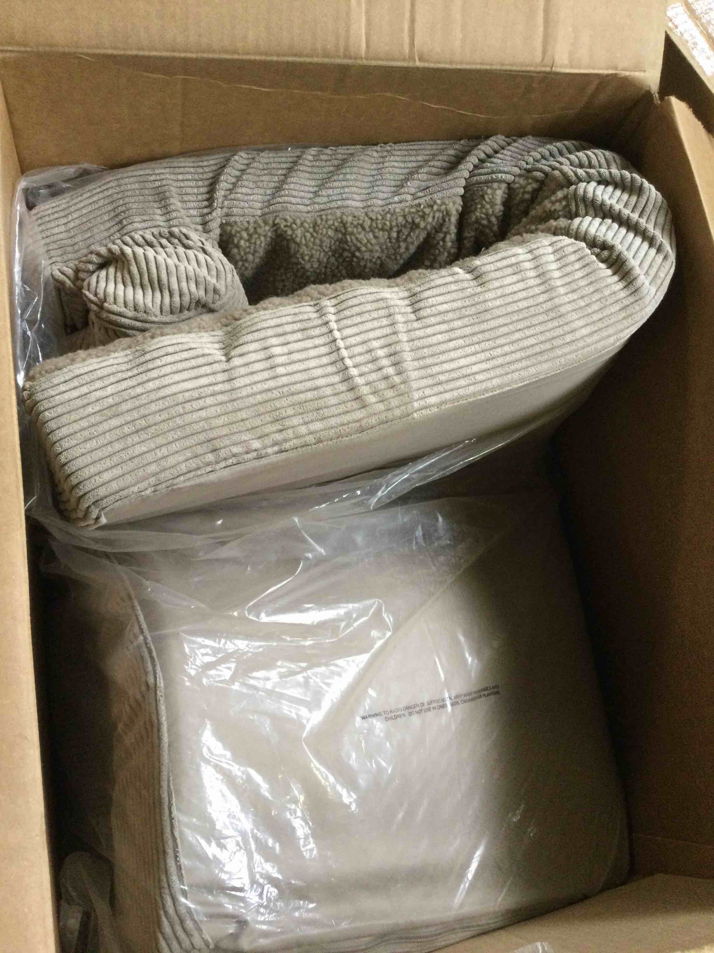 https://s3.amazonaws.com/lotting-images-prod/bidfta/_1694187752326.jpeg