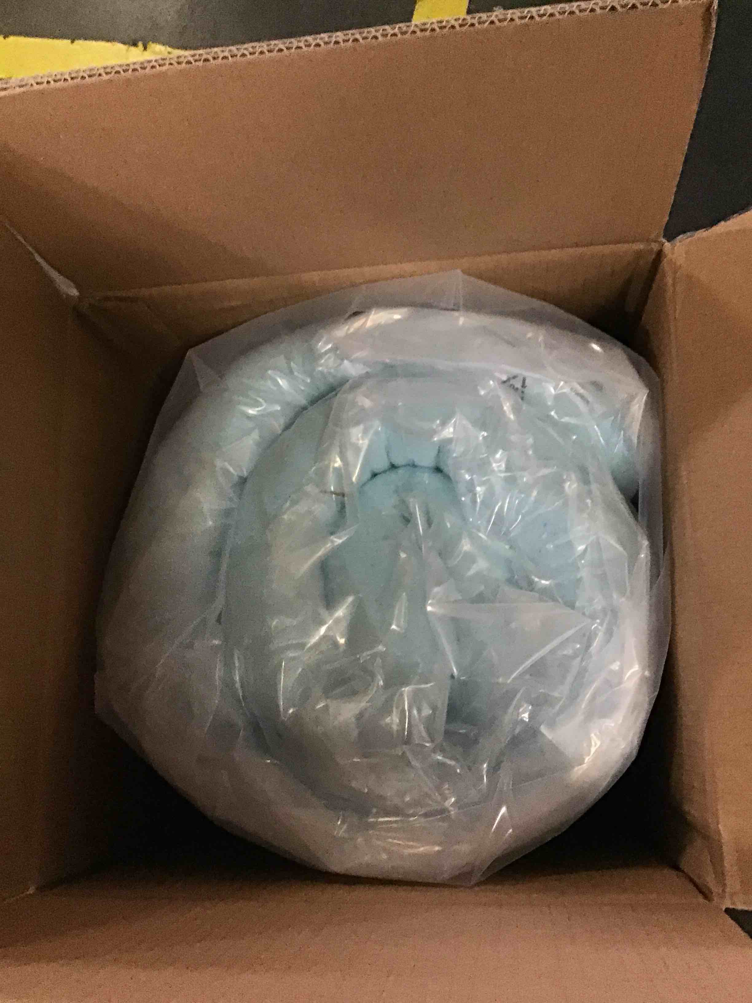 https://s3.amazonaws.com/lotting-images-prod/bidfta/_1694270914916.jpeg