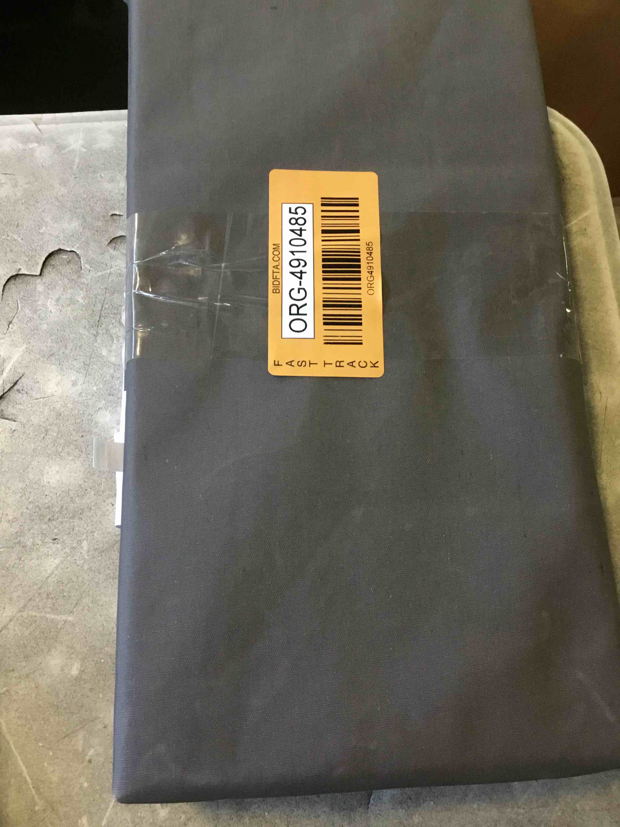 https://s3.amazonaws.com/lotting-images-prod/bidfta/_1694610790127.jpeg